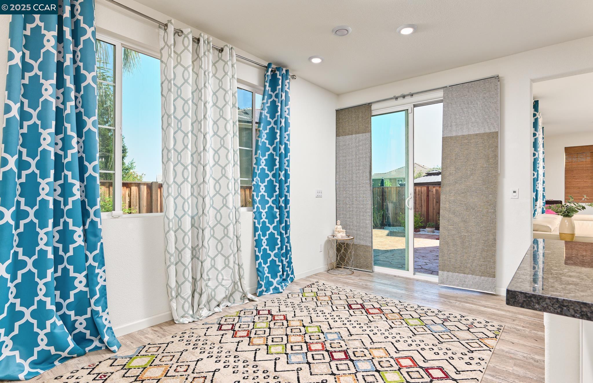 Detail Gallery Image 9 of 38 For 5437 Prewett Ranch Dr, Antioch,  CA 94531 - 5 Beds | 3 Baths
