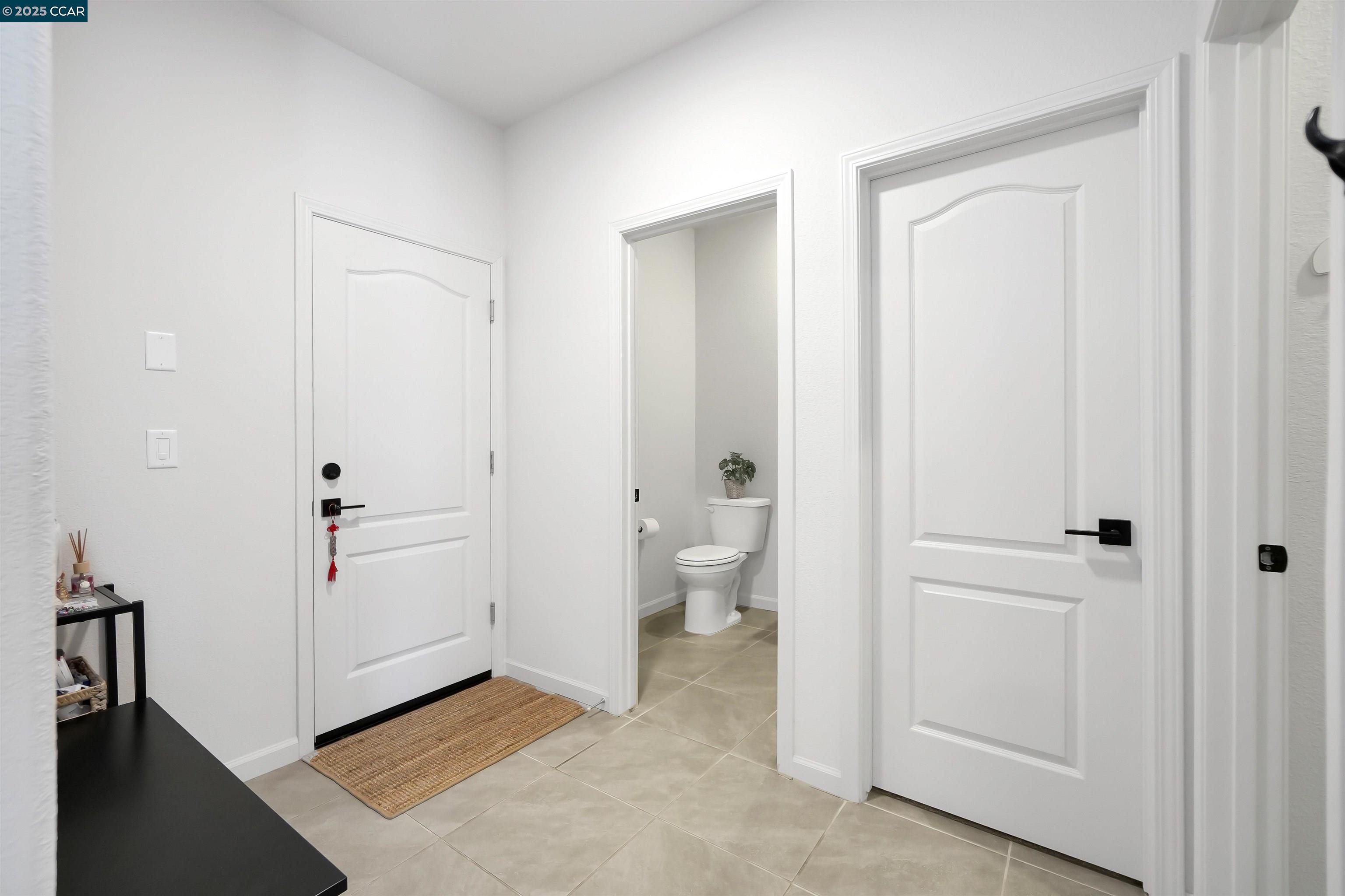 Detail Gallery Image 22 of 47 For 10024 Baltisan Ln, Stockton,  CA 95219 - 4 Beds | 2/1 Baths