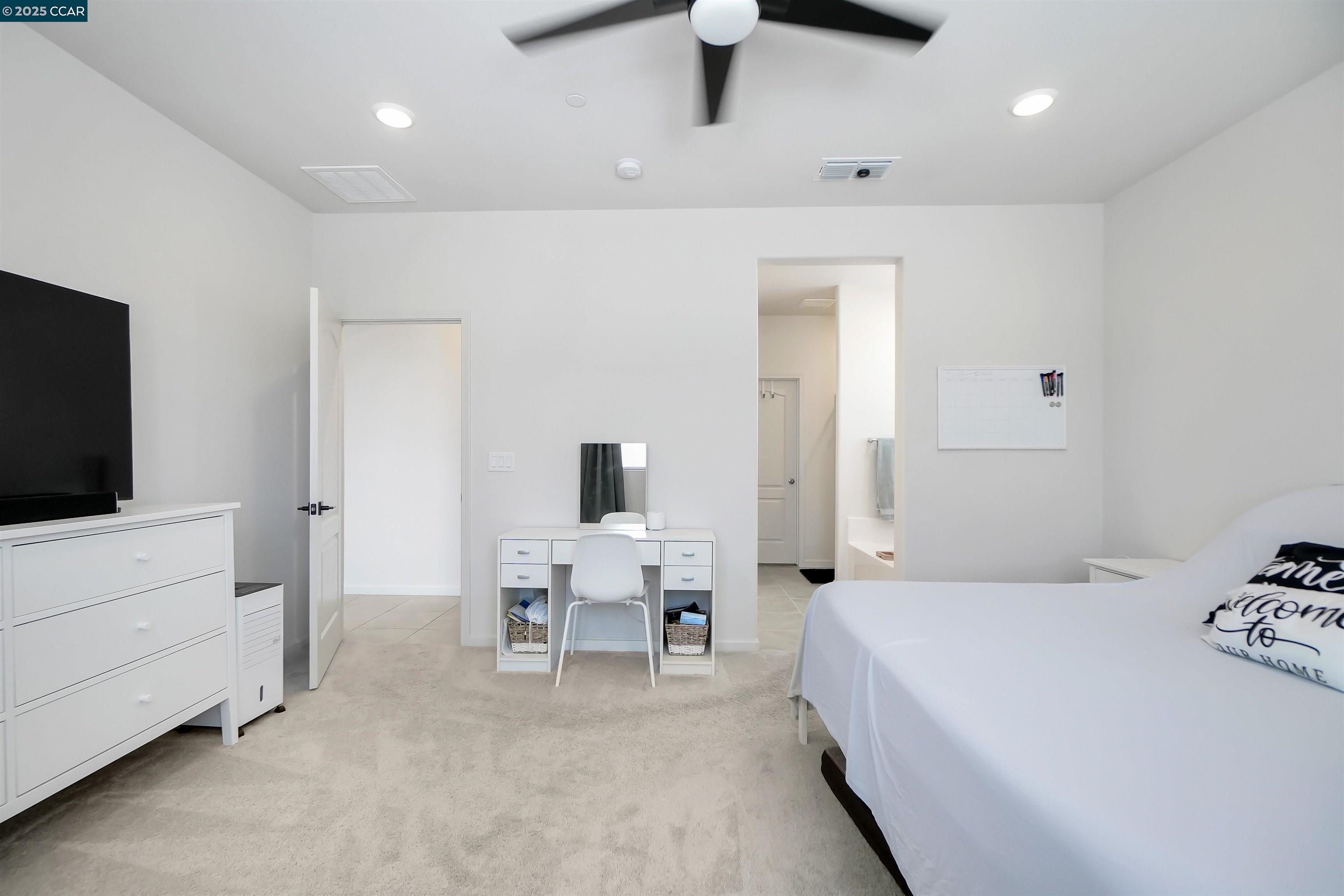 Detail Gallery Image 31 of 47 For 10024 Baltisan Ln, Stockton,  CA 95219 - 4 Beds | 2/1 Baths
