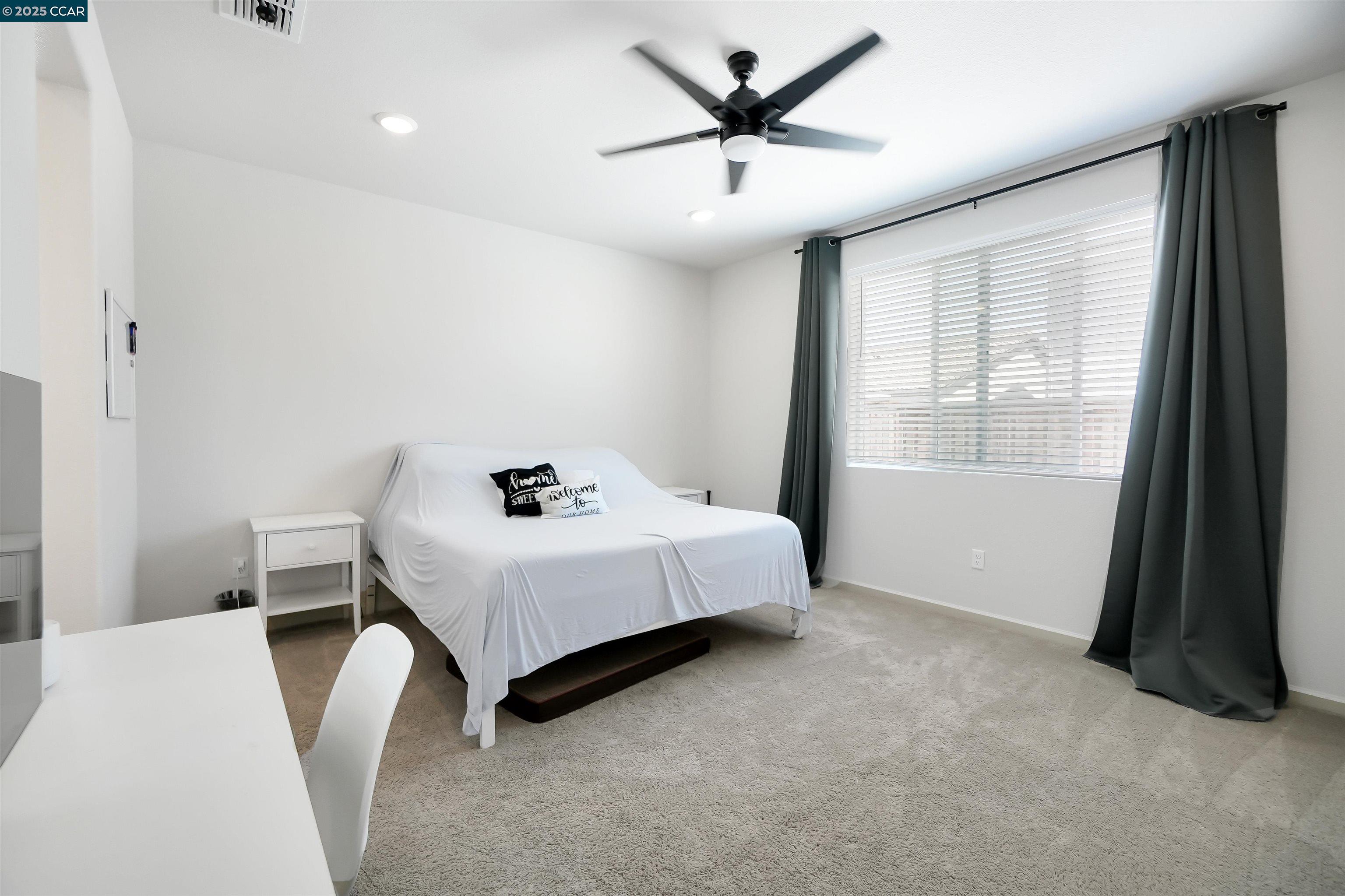Detail Gallery Image 32 of 47 For 10024 Baltisan Ln, Stockton,  CA 95219 - 4 Beds | 2/1 Baths