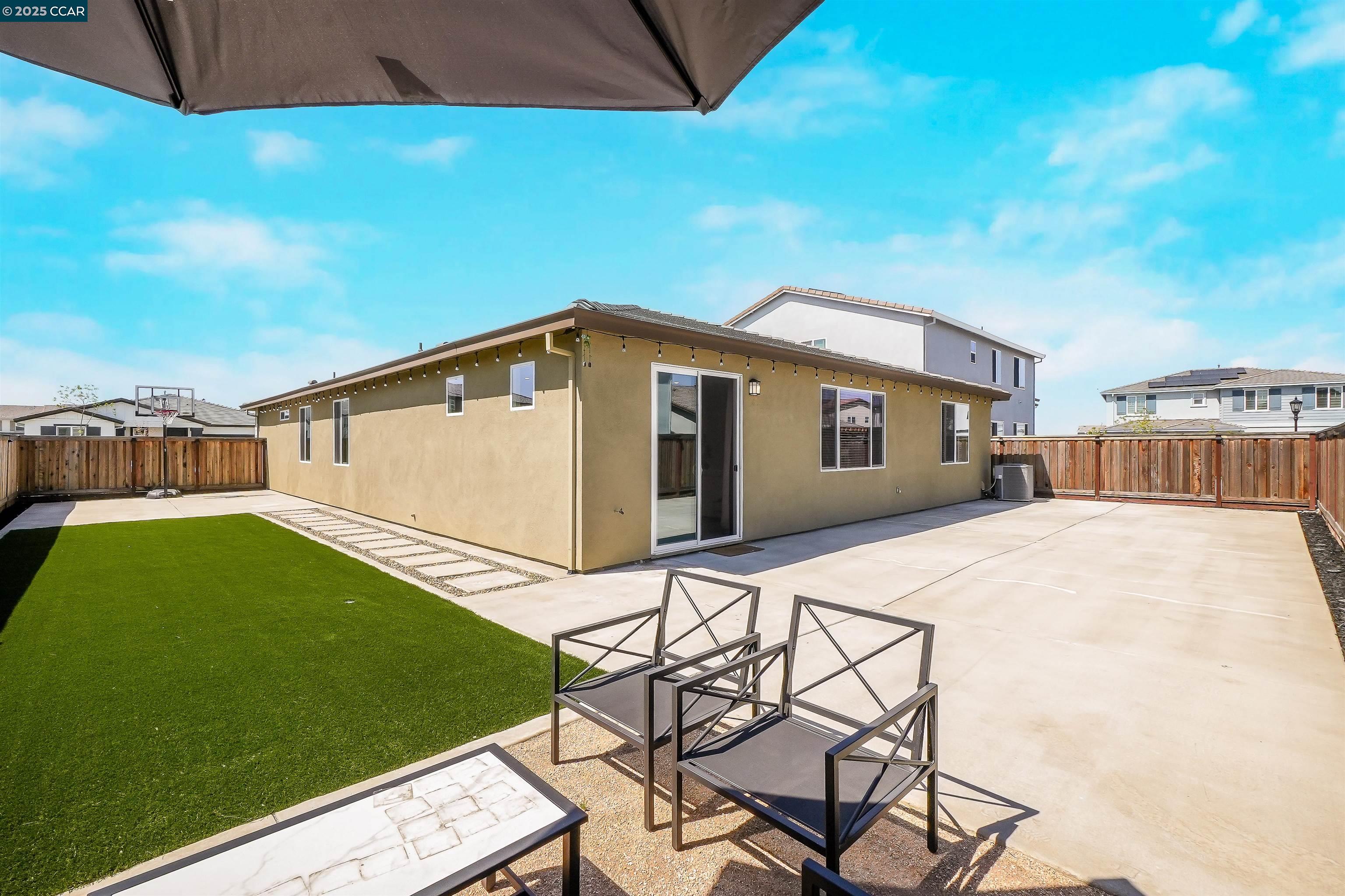 Detail Gallery Image 35 of 47 For 10024 Baltisan Ln, Stockton,  CA 95219 - 4 Beds | 2/1 Baths