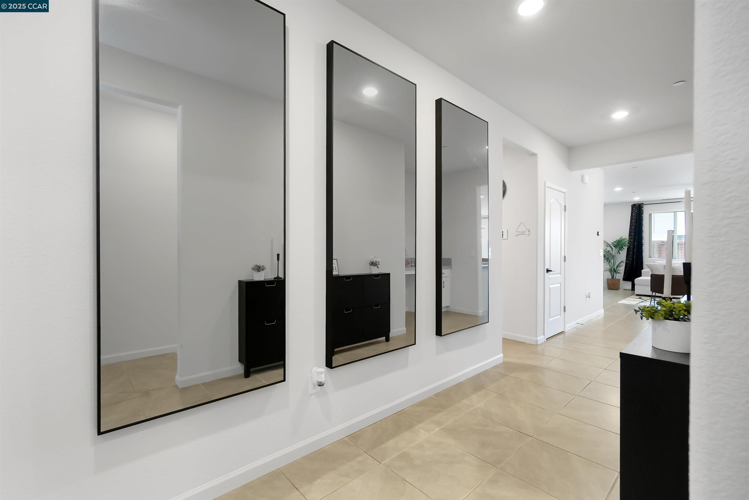Detail Gallery Image 6 of 47 For 10024 Baltisan Ln, Stockton,  CA 95219 - 4 Beds | 2/1 Baths