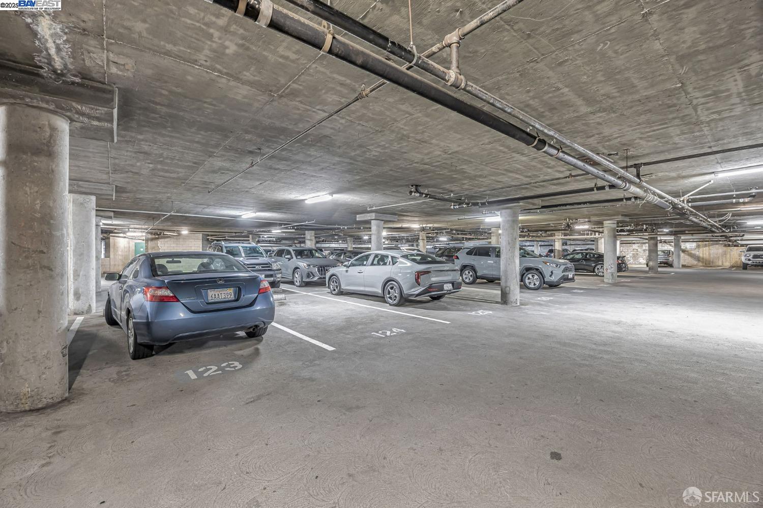 Detail Gallery Image 34 of 43 For 320 Peninsula Ave #107,  San Mateo,  CA 94401 - 2 Beds | 2 Baths