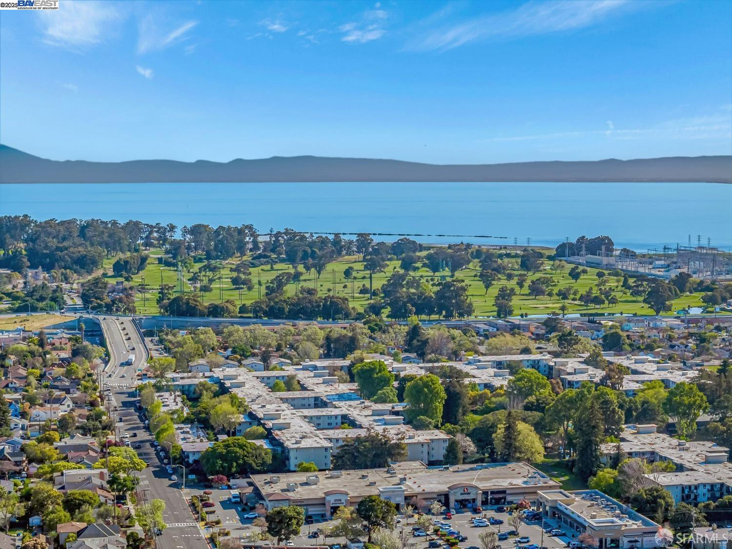 Detail Gallery Image 39 of 43 For 320 Peninsula Ave #107,  San Mateo,  CA 94401 - 2 Beds | 2 Baths