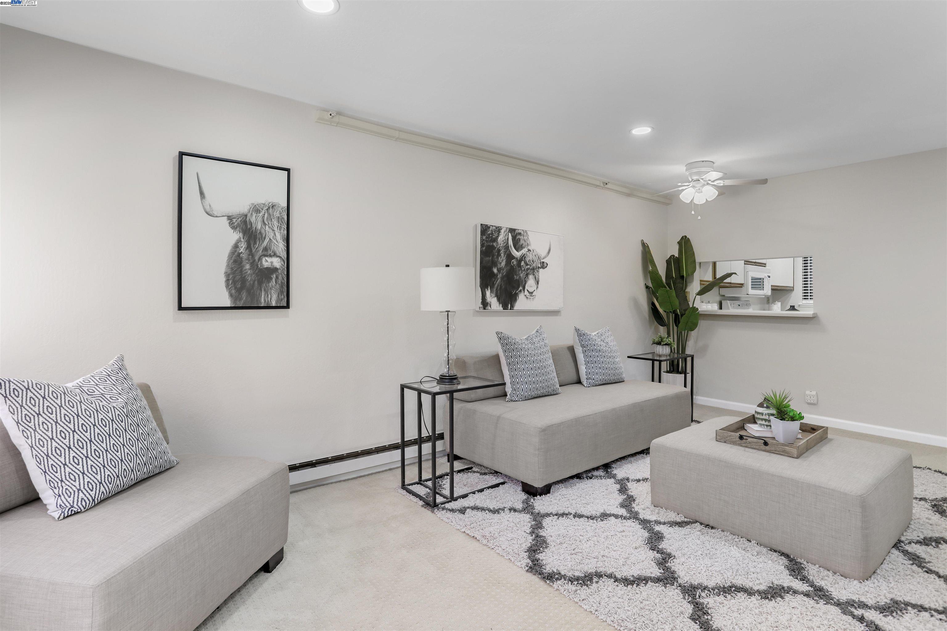 Detail Gallery Image 6 of 34 For 320 Peninsula Ave #107,  San Mateo,  CA 94401 - 2 Beds | 2 Baths