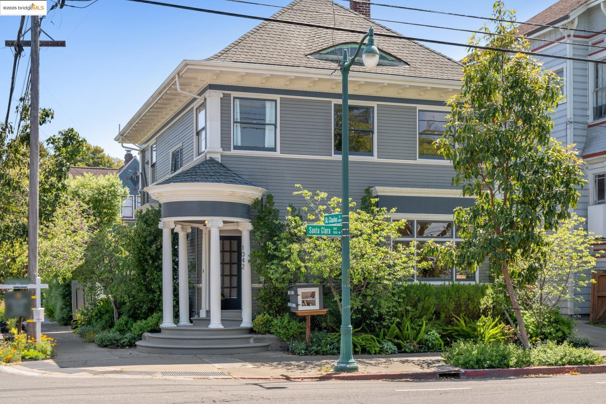 Detail Gallery Image 1 of 50 For 1042 Santa Clara Ave, Alameda,  CA 94501 - – Beds | – Baths