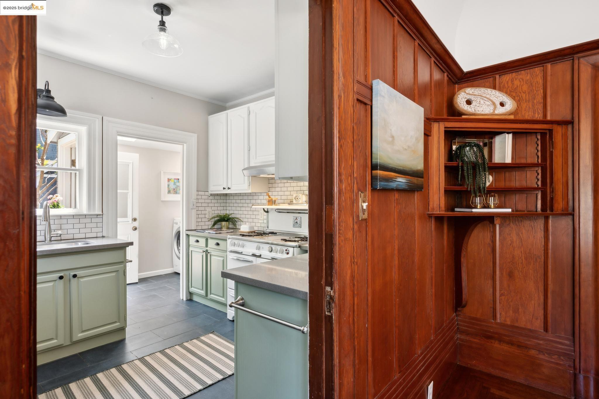Detail Gallery Image 16 of 50 For 1042 Santa Clara Ave, Alameda,  CA 94501 - – Beds | – Baths