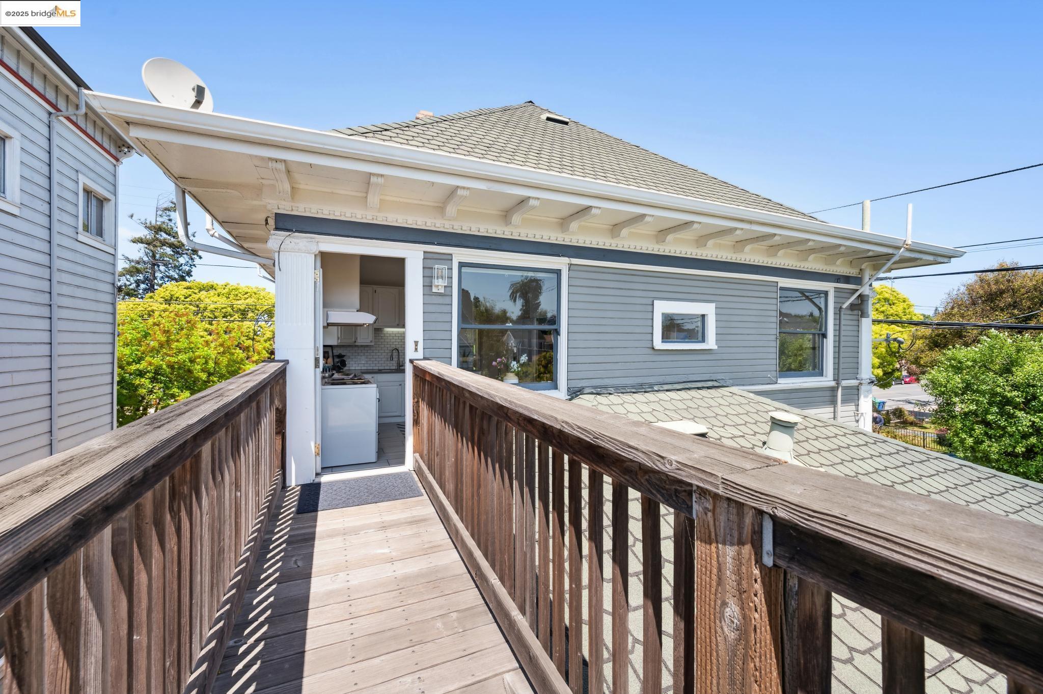 Detail Gallery Image 33 of 50 For 1042 Santa Clara Ave, Alameda,  CA 94501 - – Beds | – Baths