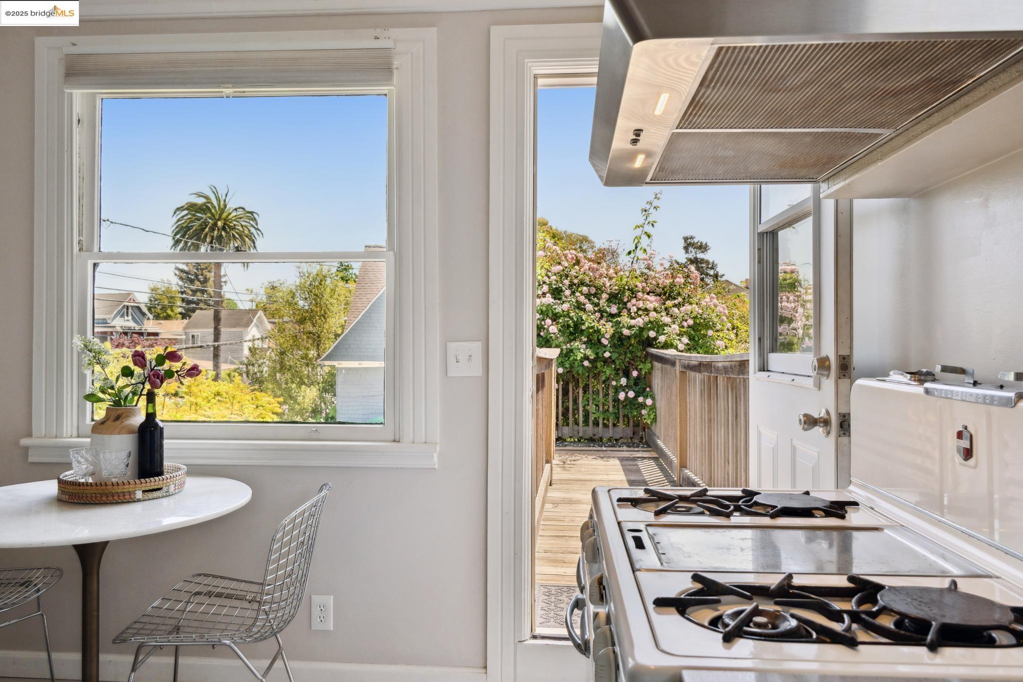Detail Gallery Image 39 of 50 For 1042 Santa Clara Ave, Alameda,  CA 94501 - – Beds | – Baths