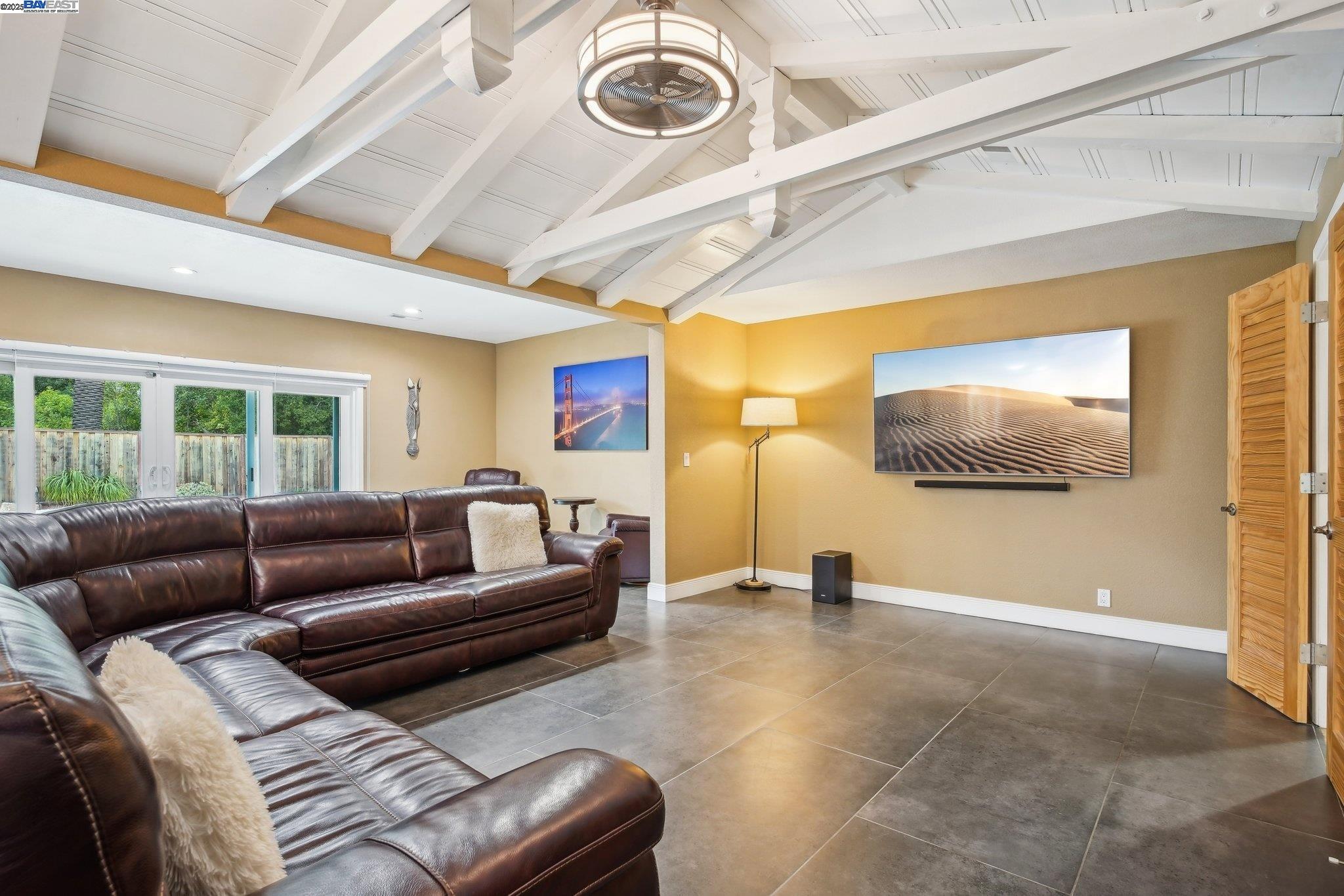 Detail Gallery Image 11 of 35 For 295 Hillview Dr, Fremont,  CA 94536 - 4 Beds | 3 Baths