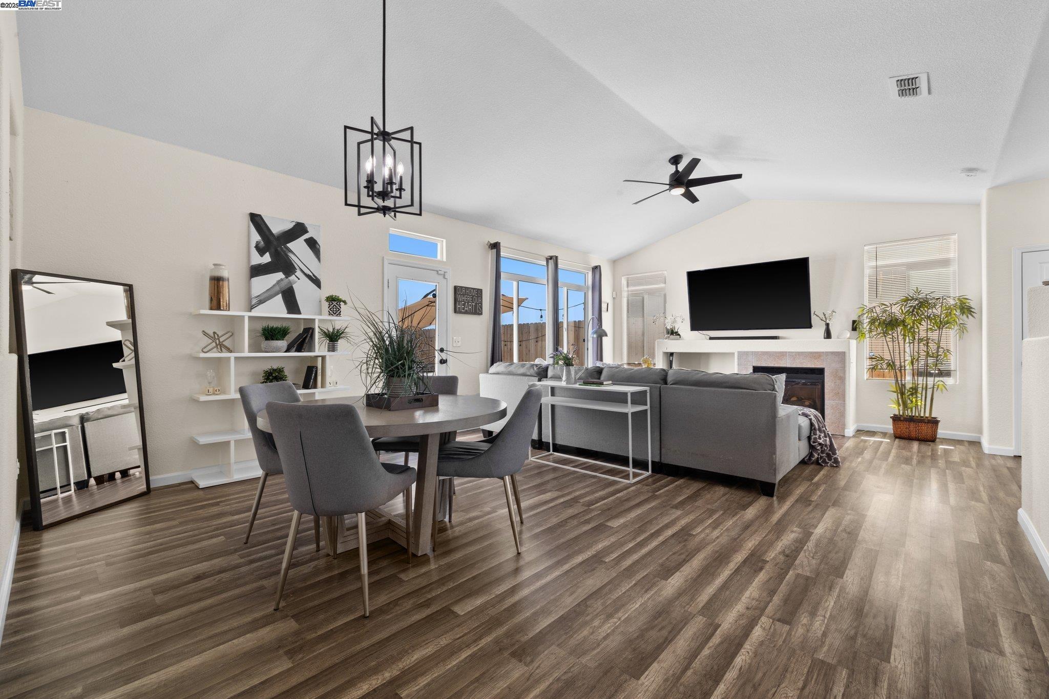 Detail Gallery Image 11 of 43 For 762 Rubier Way, Rio Vista,  CA 94571-123 - 4 Beds | 2 Baths