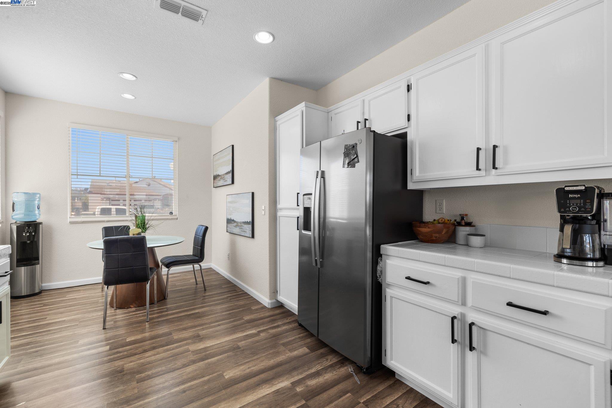 Detail Gallery Image 19 of 43 For 762 Rubier Way, Rio Vista,  CA 94571-123 - 4 Beds | 2 Baths