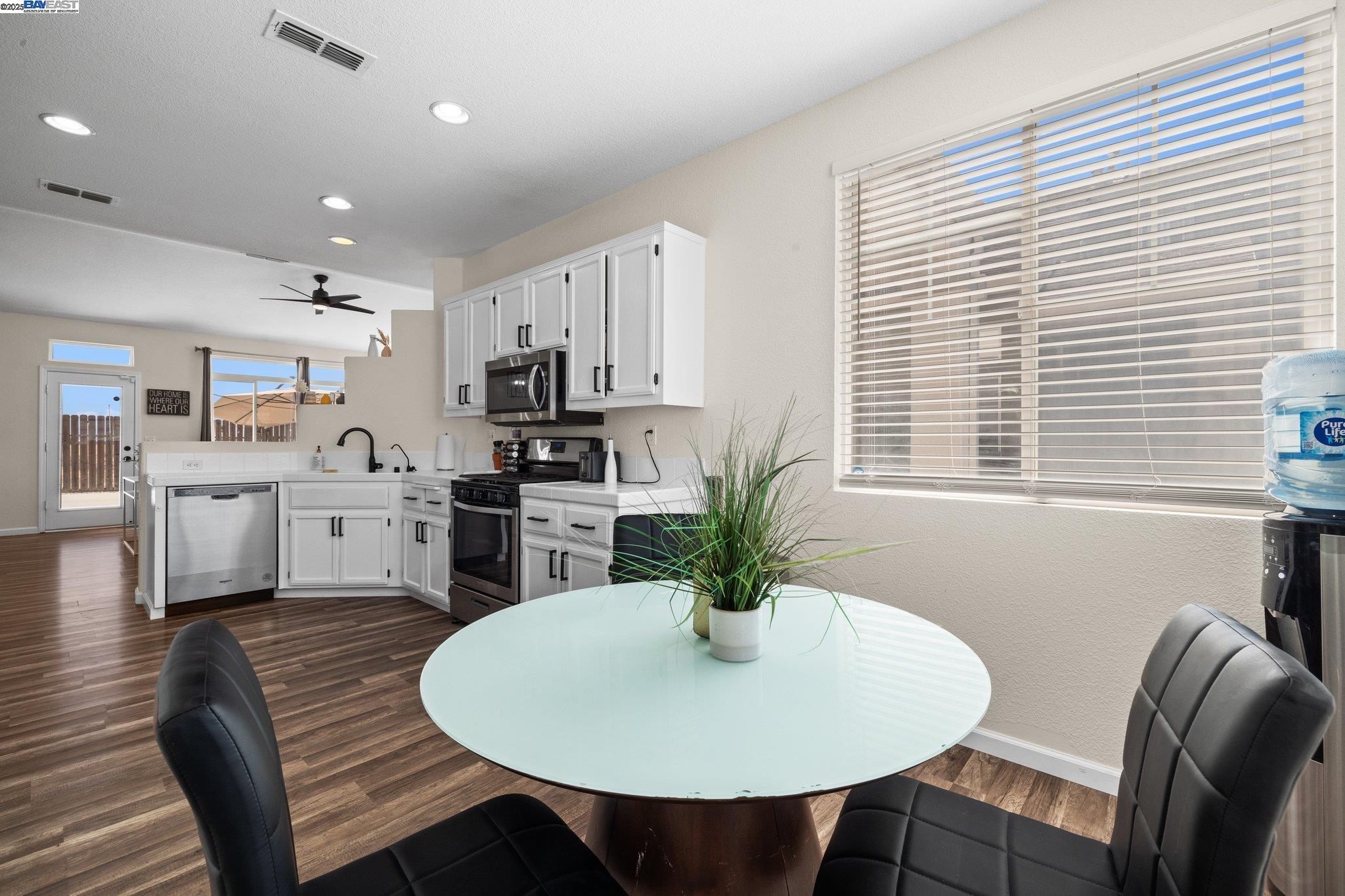 Detail Gallery Image 21 of 43 For 762 Rubier Way, Rio Vista,  CA 94571-123 - 4 Beds | 2 Baths