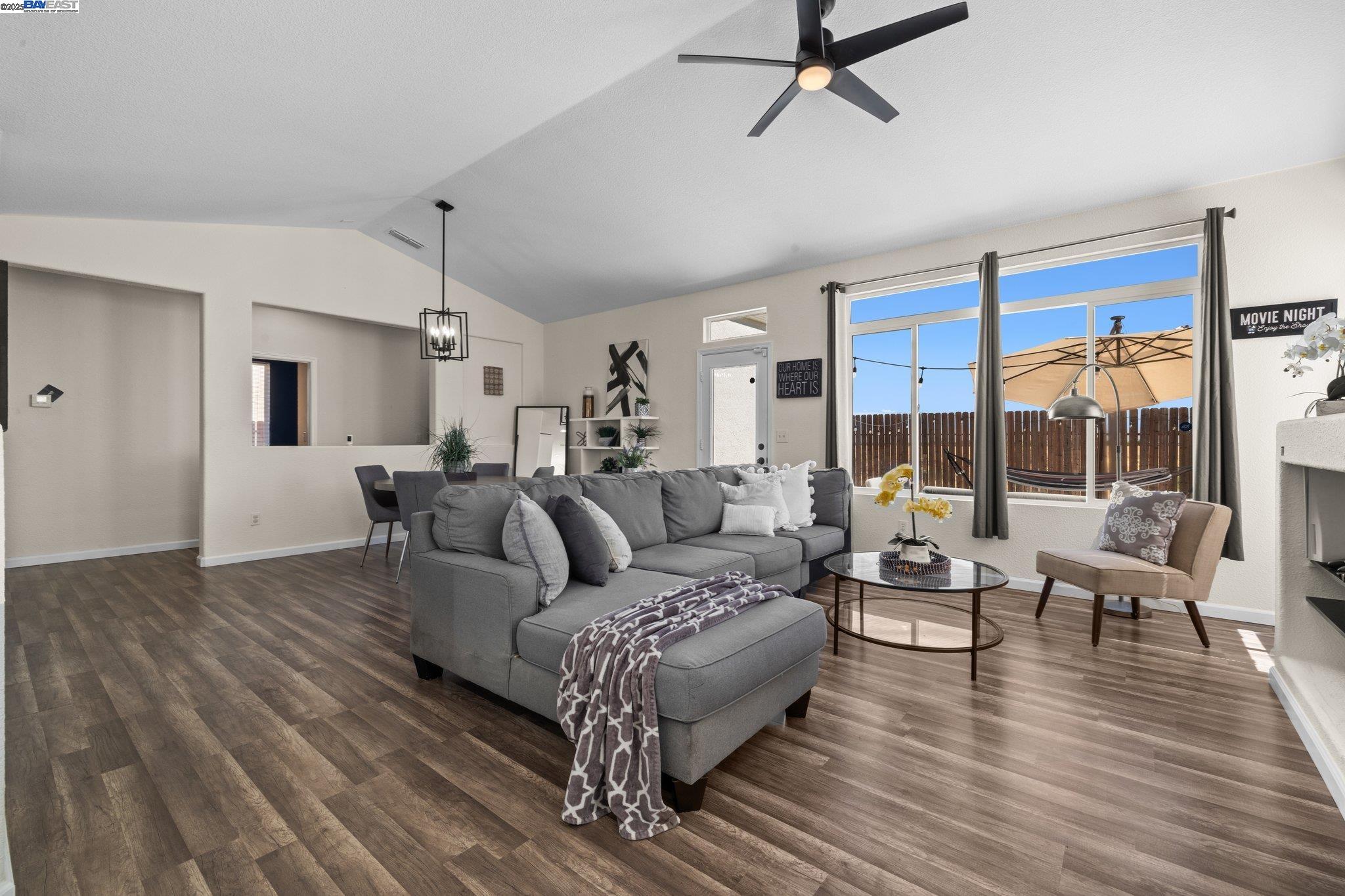 Detail Gallery Image 8 of 43 For 762 Rubier Way, Rio Vista,  CA 94571-123 - 4 Beds | 2 Baths