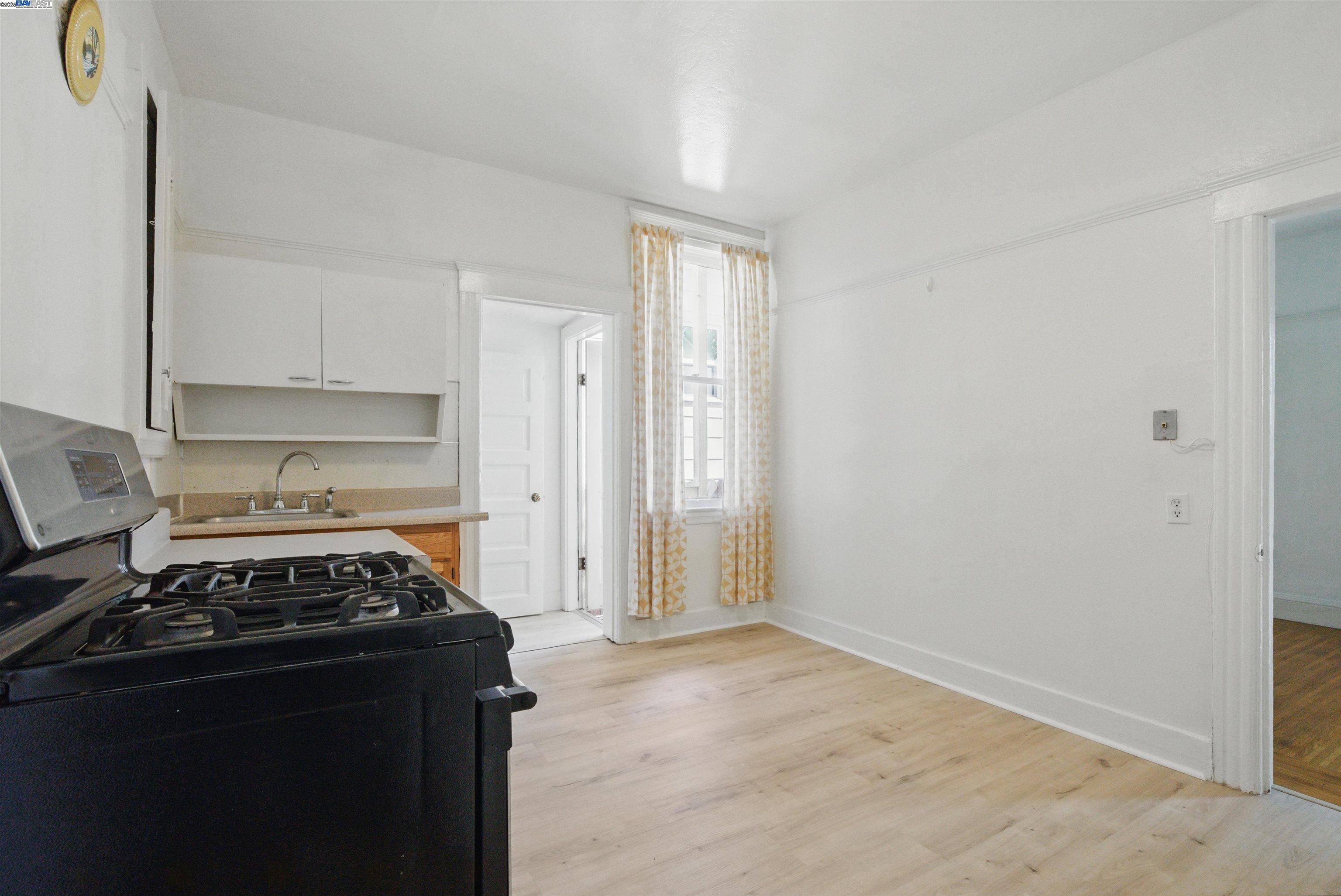 property-img