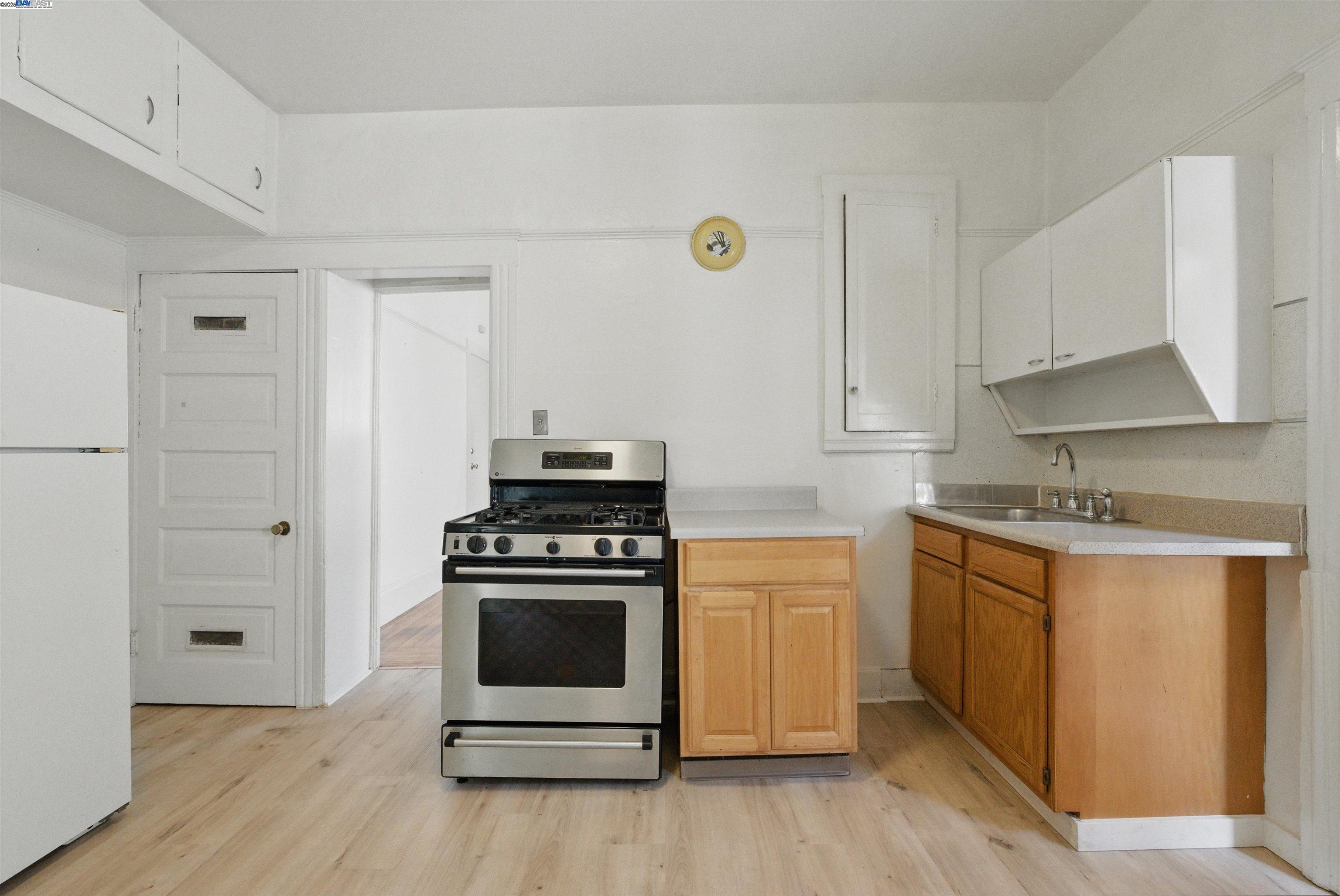 property-img