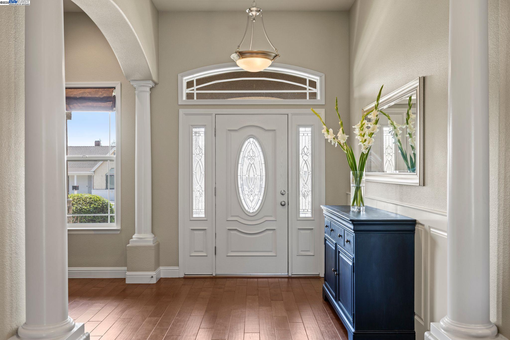 Detail Gallery Image 2 of 42 For 257 E Milgeo Ave, Ripon,  CA 95366 - 3 Beds | 2 Baths