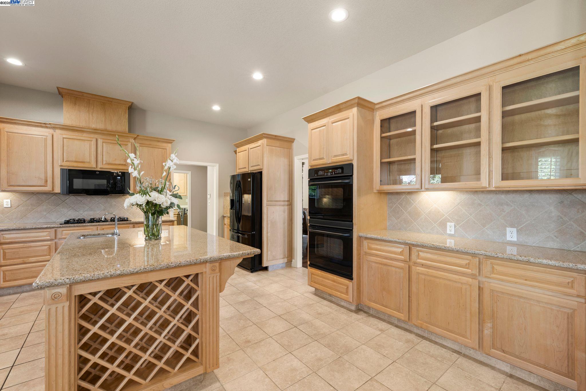 Detail Gallery Image 11 of 42 For 257 E Milgeo Ave, Ripon,  CA 95366 - 3 Beds | 2 Baths