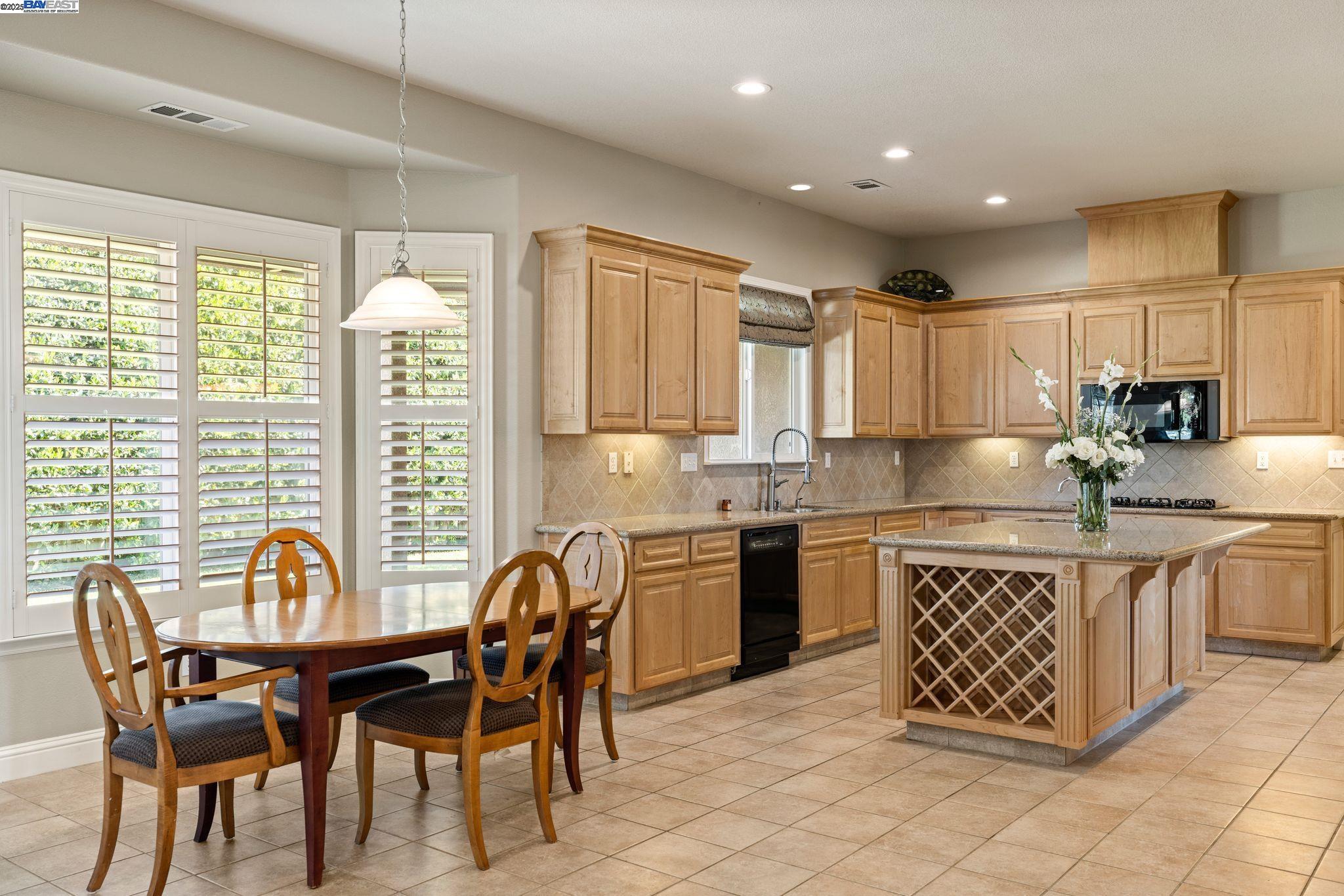 Detail Gallery Image 12 of 42 For 257 E Milgeo Ave, Ripon,  CA 95366 - 3 Beds | 2 Baths