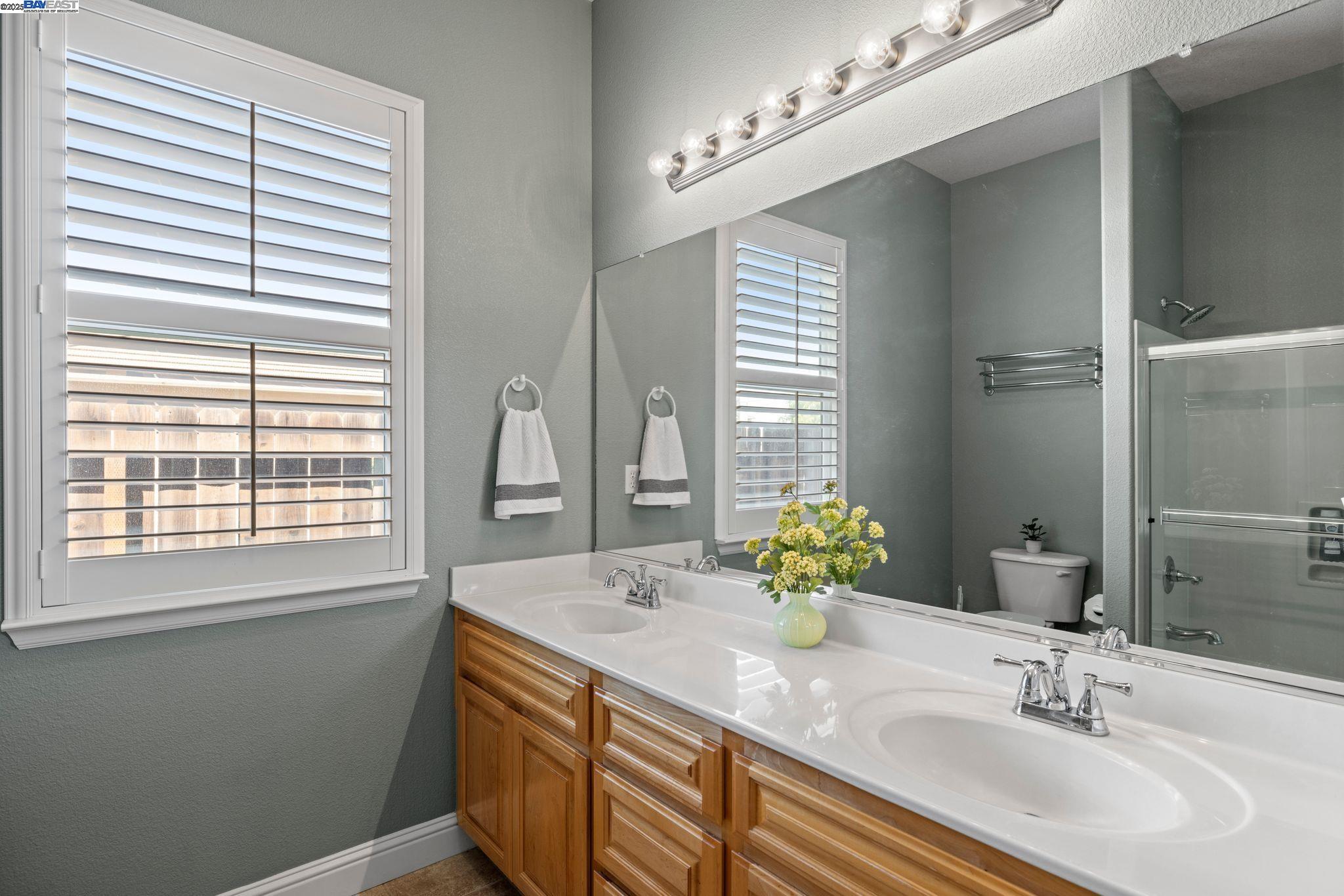Detail Gallery Image 28 of 42 For 257 E Milgeo Ave, Ripon,  CA 95366 - 3 Beds | 2 Baths