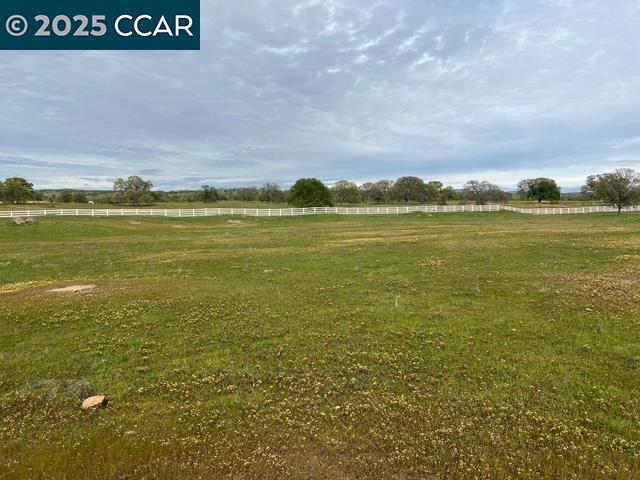 Detail Gallery Image 4 of 11 For 5 Frenchbar Rd, La Grange,  CA 95329 - – Beds | – Baths