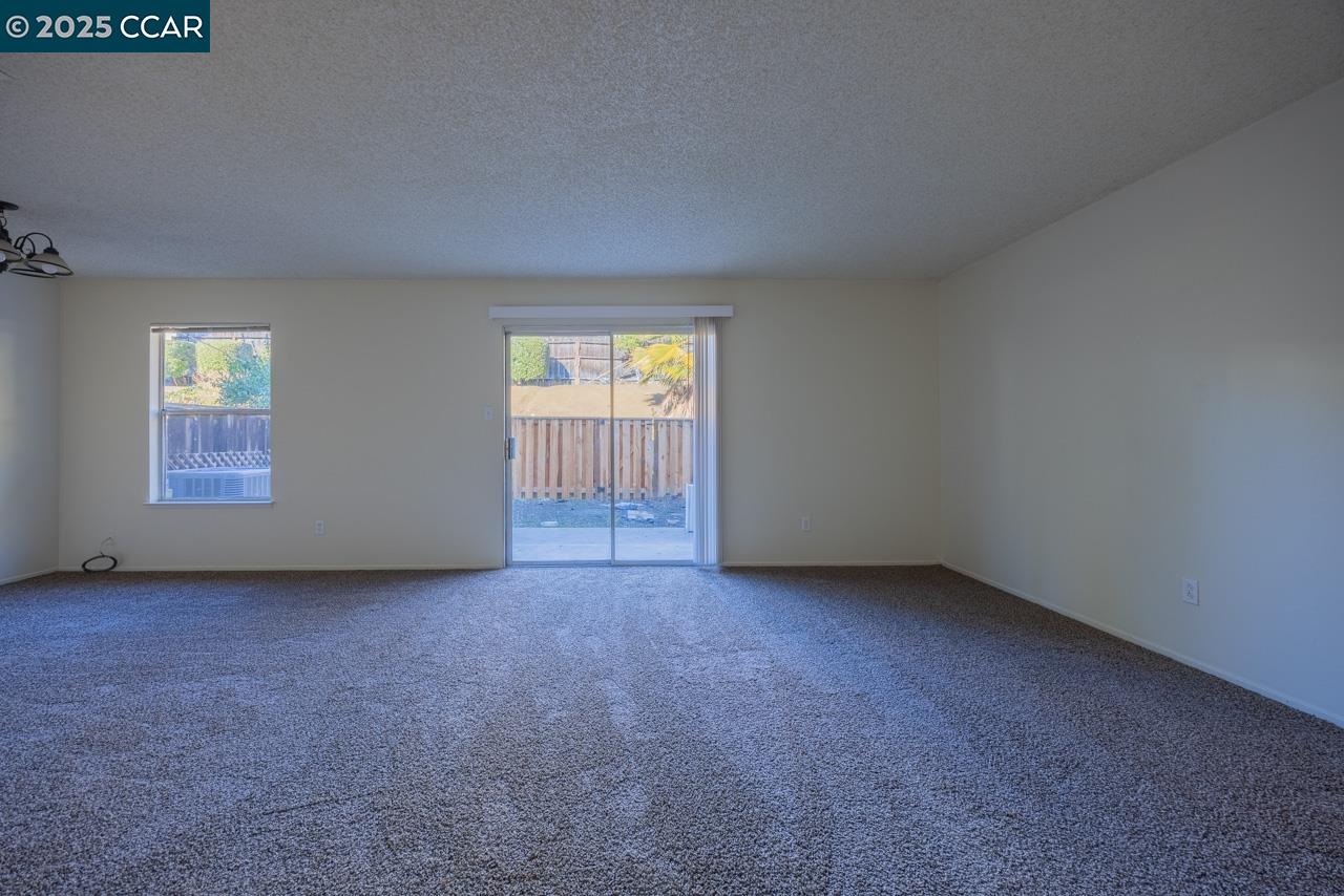 Photo #6: 41094363 Listing 