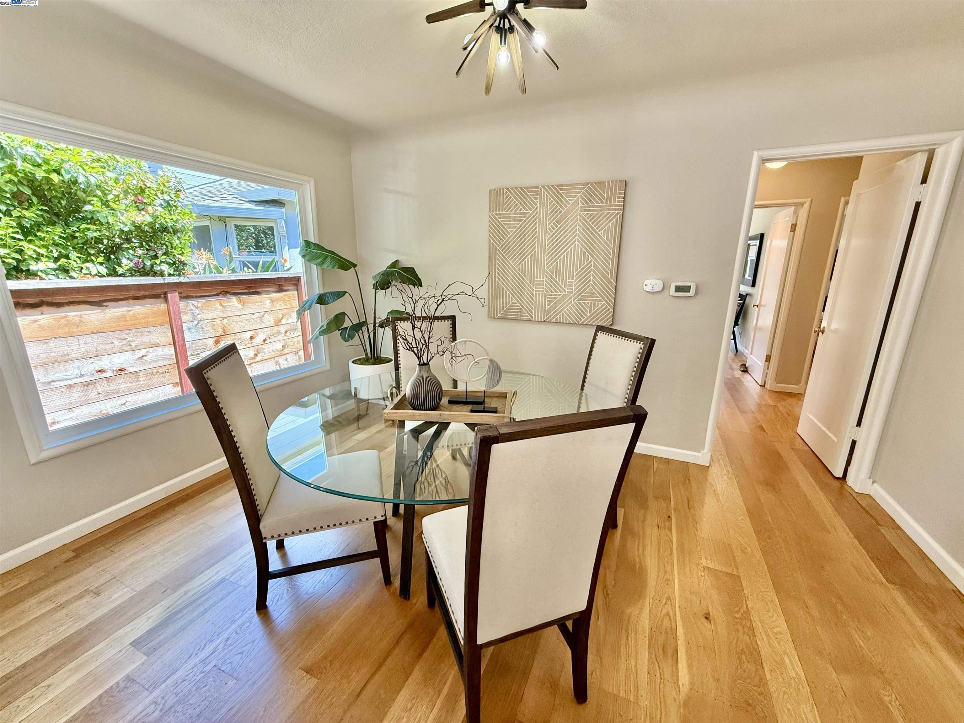 Detail Gallery Image 11 of 50 For 554 Fortuna Ave, San Leandro,  CA 94577 - 2 Beds | 1/1 Baths