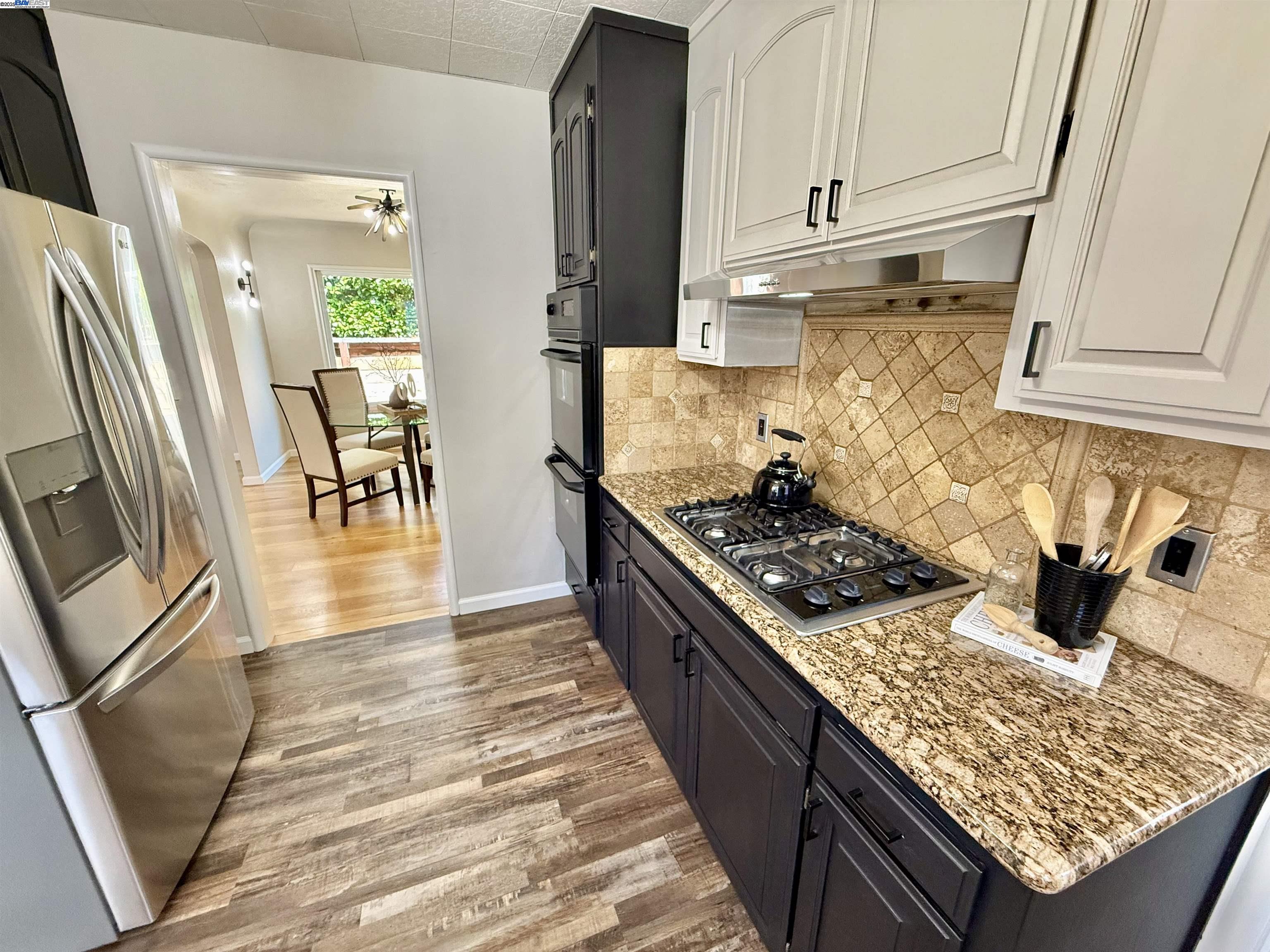 Detail Gallery Image 16 of 50 For 554 Fortuna Ave, San Leandro,  CA 94577 - 2 Beds | 1/1 Baths