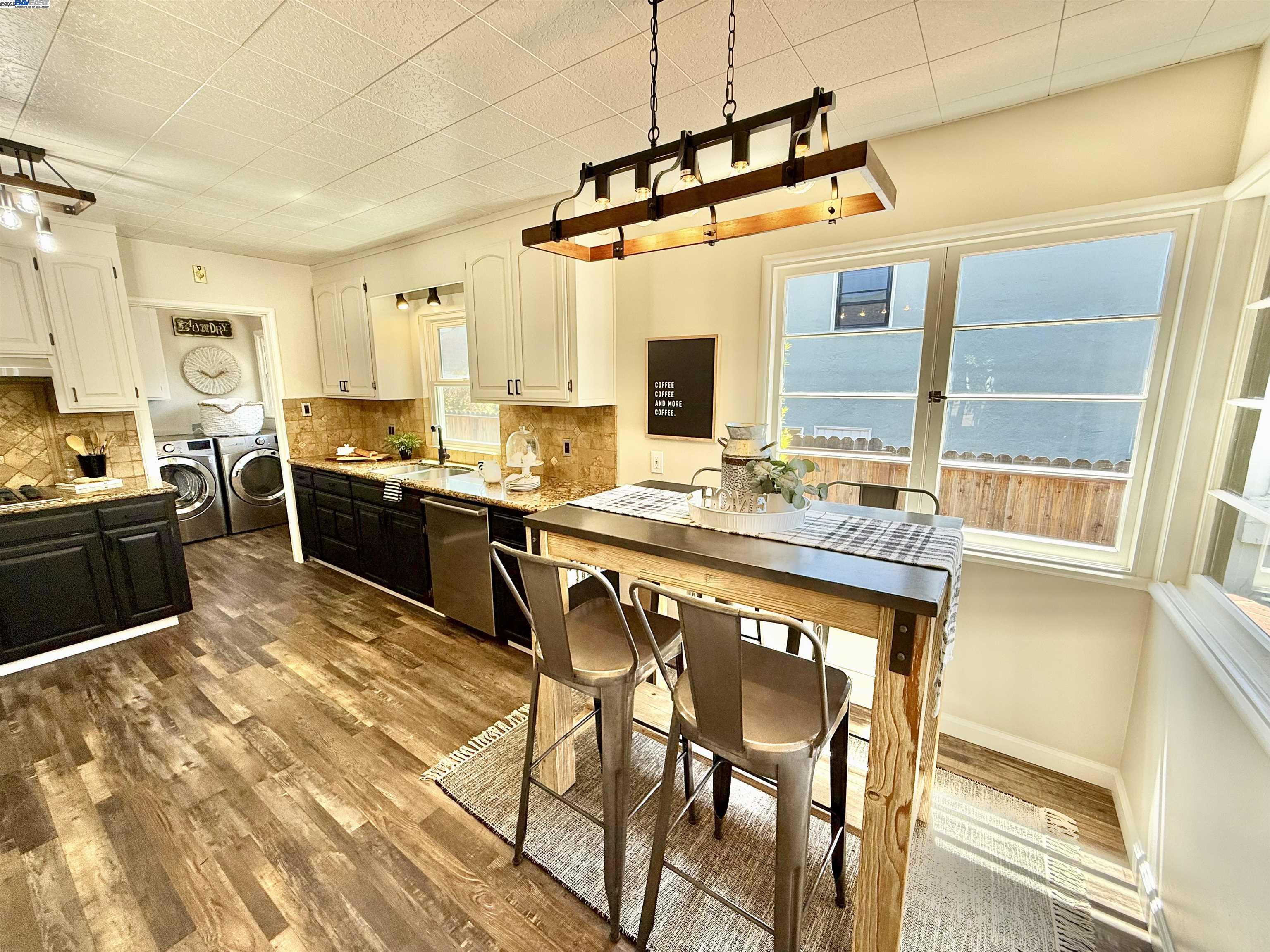 Detail Gallery Image 19 of 50 For 554 Fortuna Ave, San Leandro,  CA 94577 - 2 Beds | 1/1 Baths