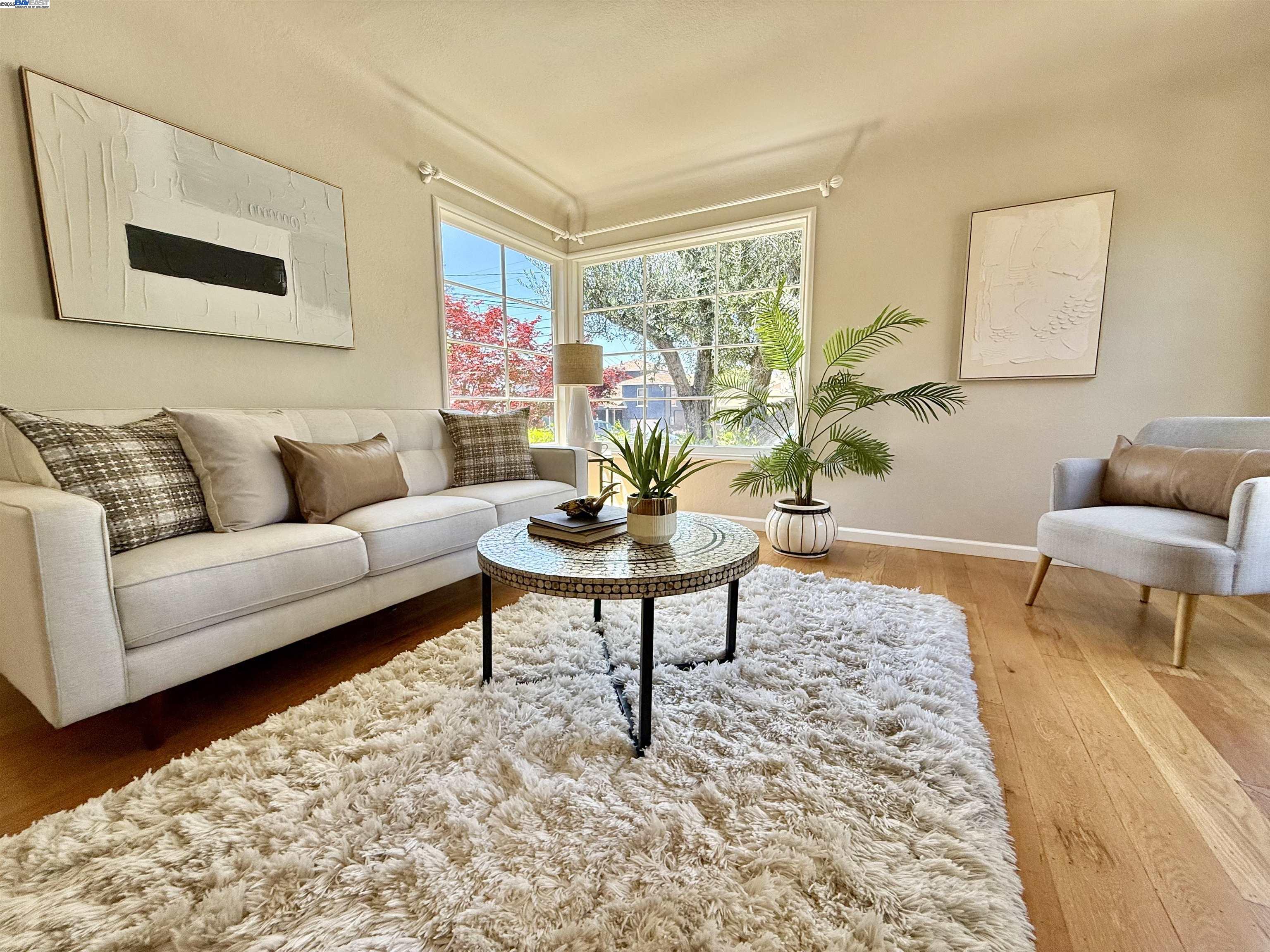 Detail Gallery Image 7 of 50 For 554 Fortuna Ave, San Leandro,  CA 94577 - 2 Beds | 1/1 Baths