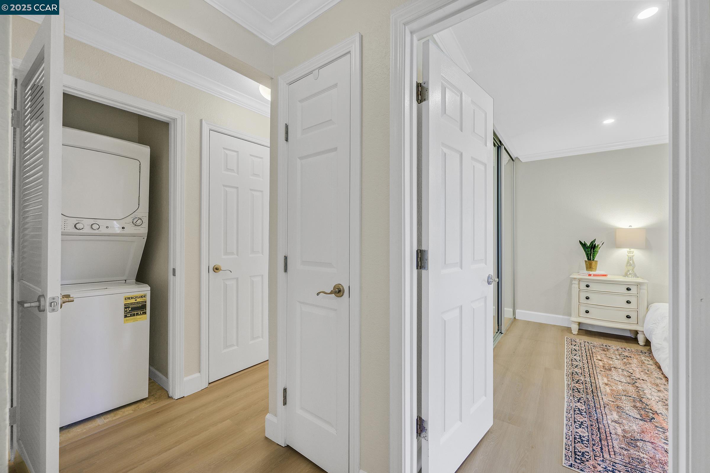 Detail Gallery Image 14 of 52 For 160 Eastridge Dr, San Ramon,  CA 94582 - 1 Beds | 1 Baths