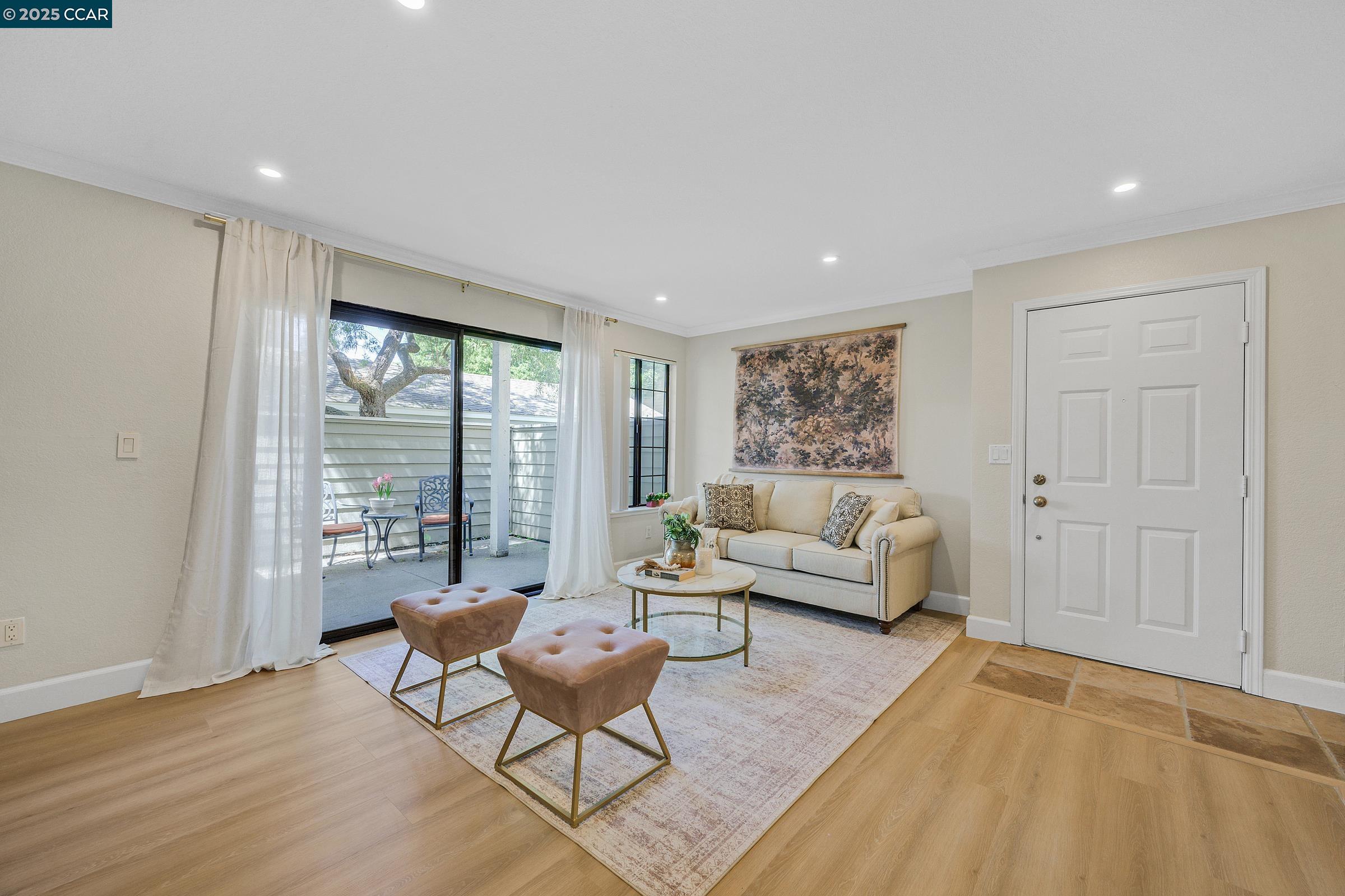 Photo #5: 41094366 Listing: Photo #5