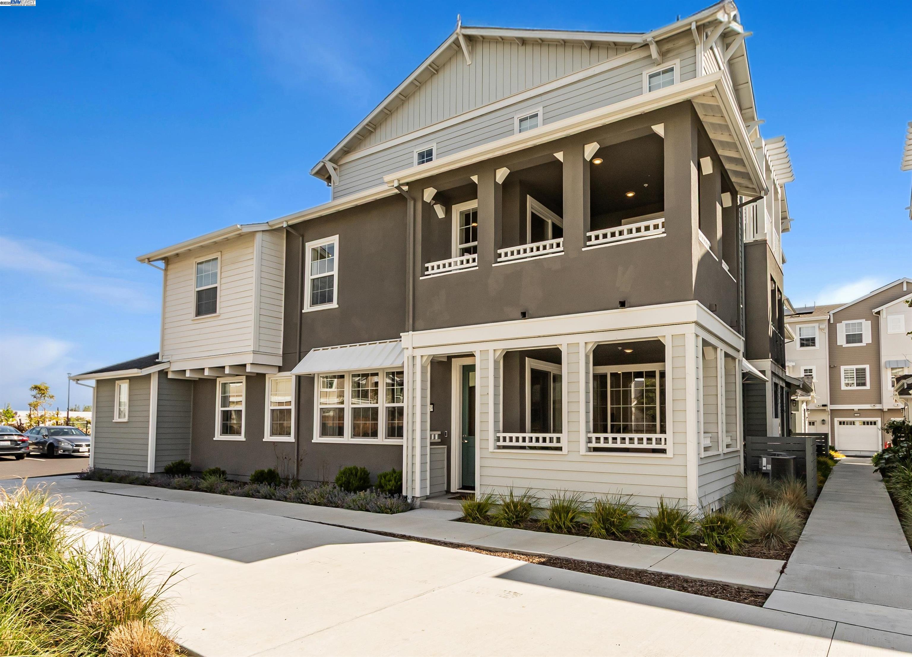 Photo #2: 41094371 Listing 