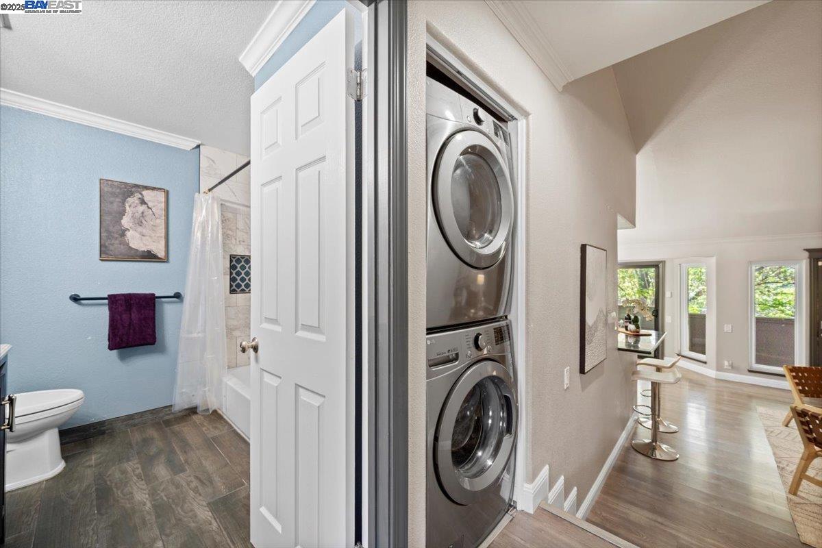 Detail Gallery Image 10 of 22 For 283 Kenbrook Cir, San Jose,  CA 95111 - 2 Beds | 2 Baths