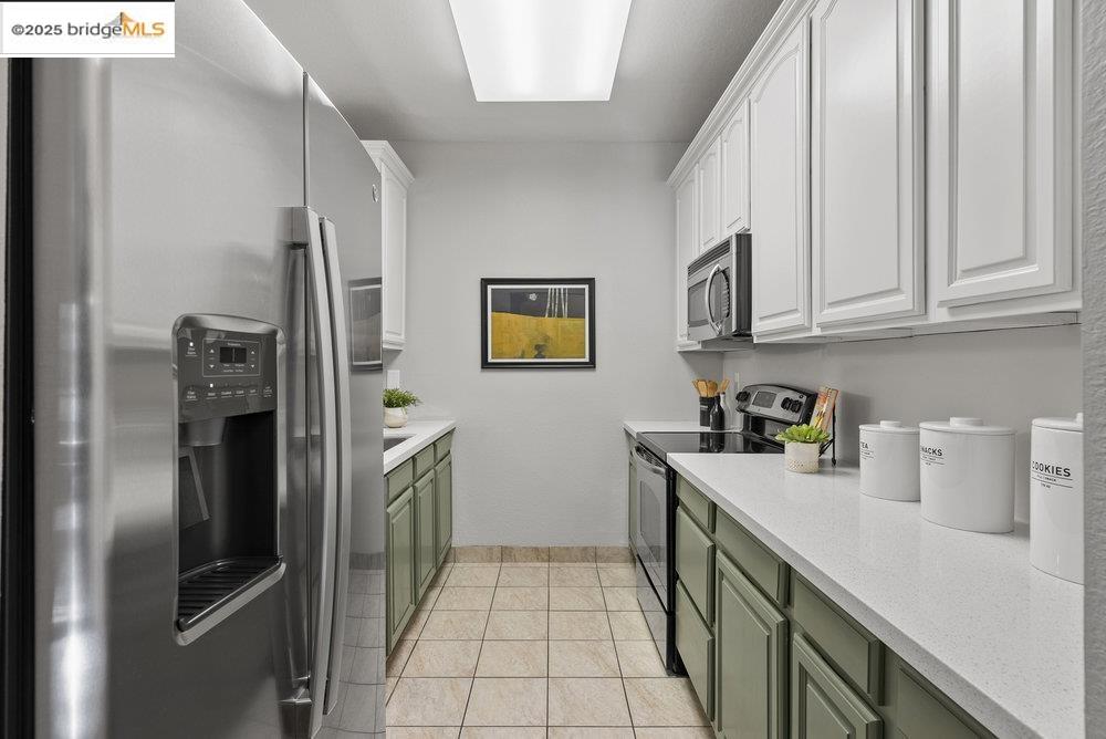 Detail Gallery Image 14 of 47 For 330 Park View Ter #104,  Oakland,  CA 94610 - 2 Beds | 2 Baths