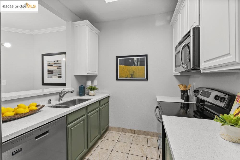 Detail Gallery Image 15 of 47 For 330 Park View Ter #104,  Oakland,  CA 94610 - 2 Beds | 2 Baths