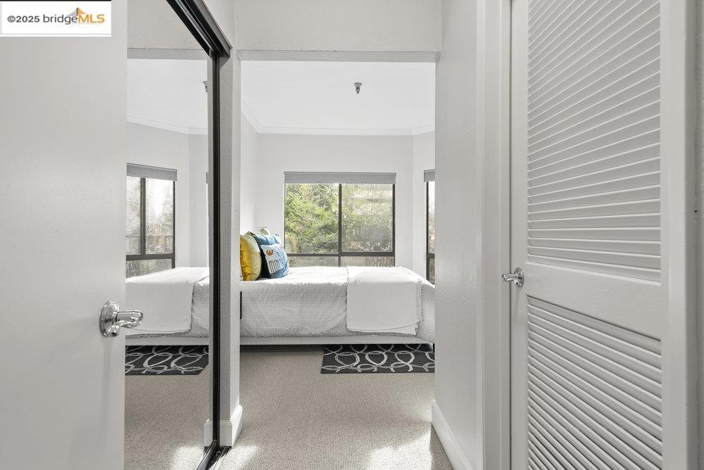 Detail Gallery Image 28 of 47 For 330 Park View Ter #104,  Oakland,  CA 94610 - 2 Beds | 2 Baths