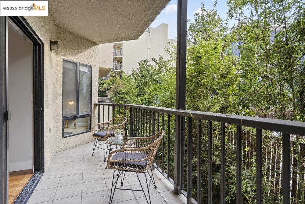 Detail Gallery Image 41 of 47 For 330 Park View Ter #104,  Oakland,  CA 94610 - 2 Beds | 2 Baths