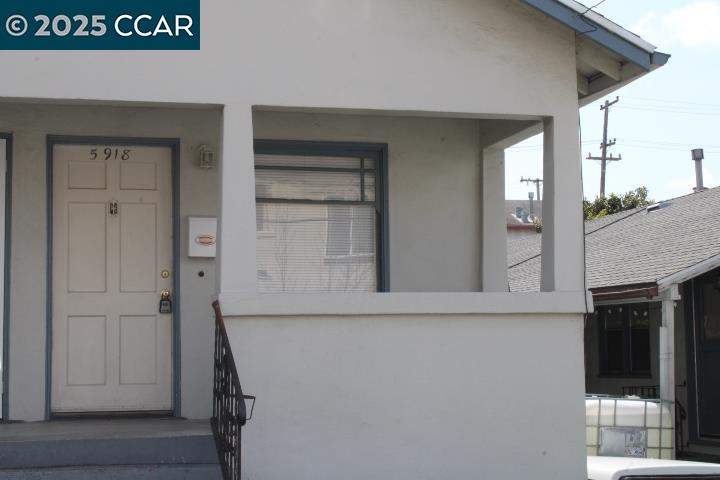 5918 ALAMEDA AVE. # 5918, Richmond, California 94804, 1 Bedroom Bedrooms, 4 Rooms Rooms,1 BathroomBathrooms,Residential Lease,For Rent,5918 ALAMEDA AVE. # 5918,41094377