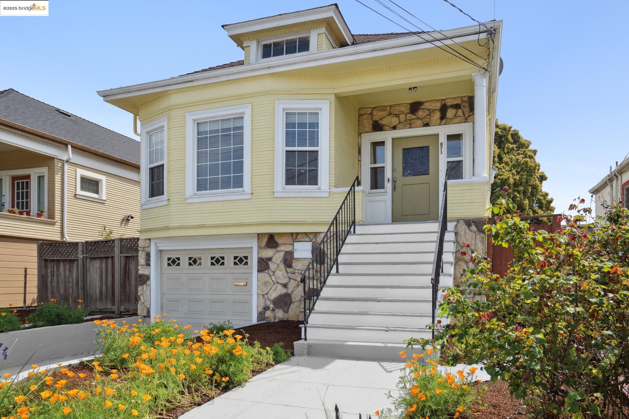 Detail Gallery Image 1 of 1 For 871 55th St, Oakland,  CA 94608 - 3 Beds | 1/1 Baths