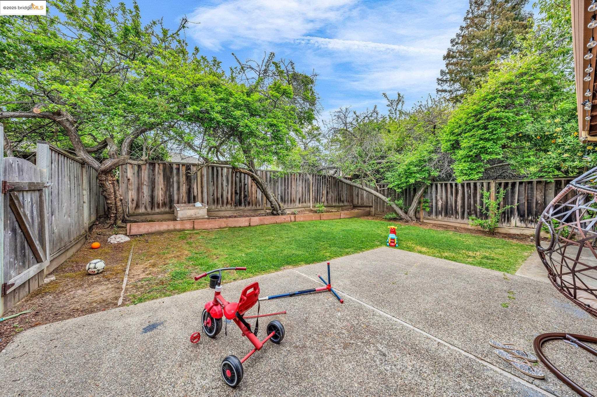 Detail Gallery Image 14 of 14 For 20832 Elenda Dr, Cupertino,  CA 95014 - – Beds | – Baths