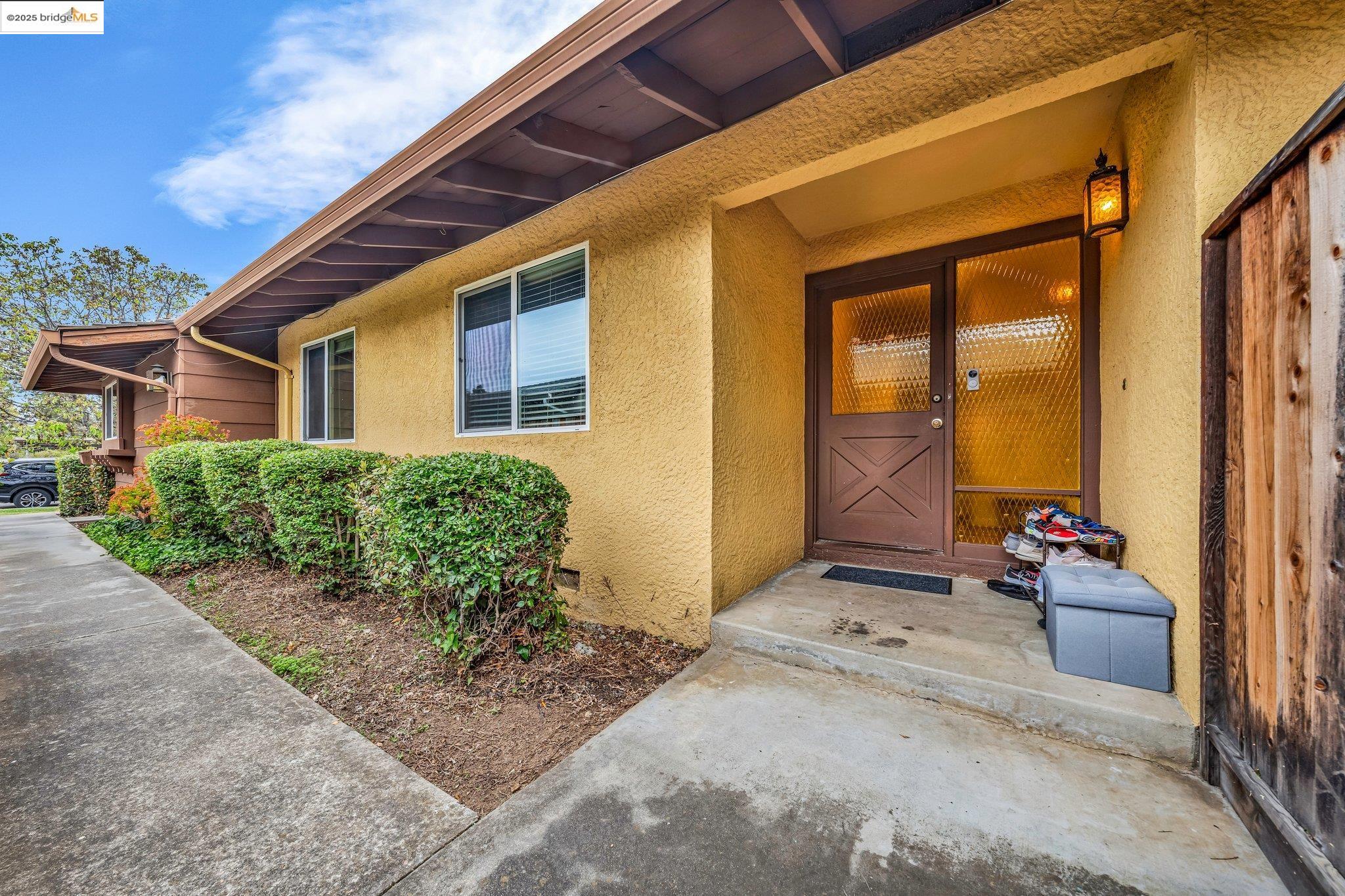 Detail Gallery Image 4 of 14 For 20832 Elenda Dr, Cupertino,  CA 95014 - – Beds | – Baths