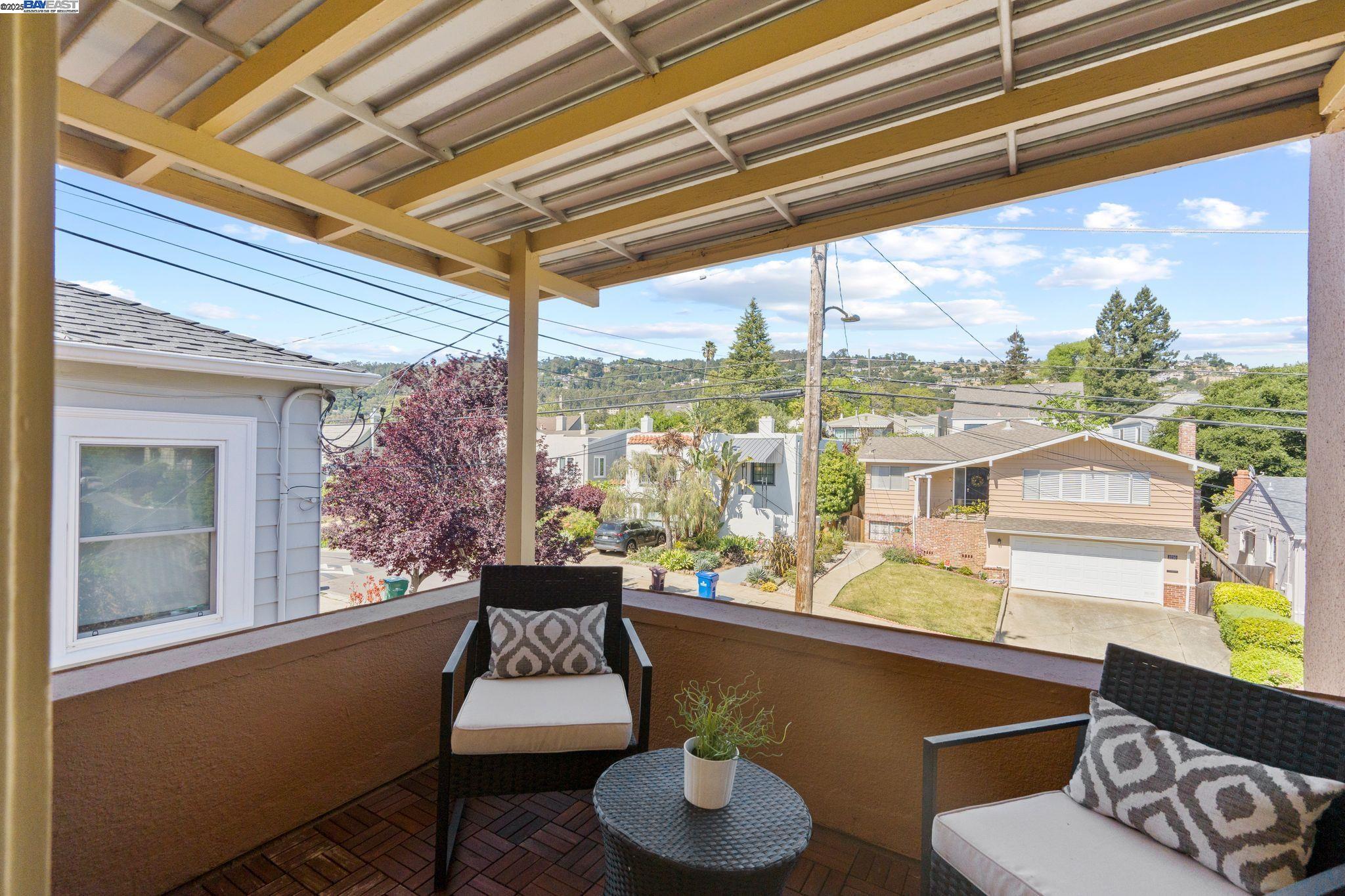 Detail Gallery Image 18 of 55 For 3751 Victor Ave, Oakland,  CA 94619 - 3 Beds | 1/1 Baths