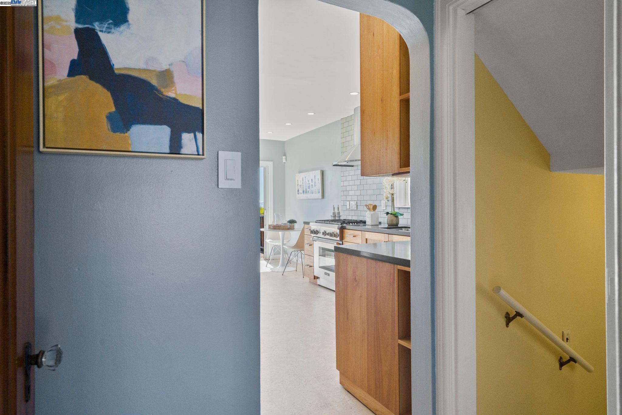 Detail Gallery Image 27 of 55 For 3751 Victor Ave, Oakland,  CA 94619 - 3 Beds | 1/1 Baths