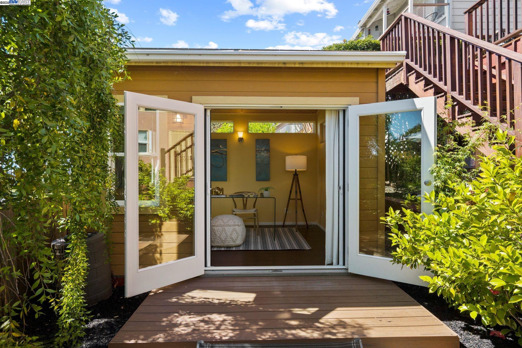 Detail Gallery Image 38 of 55 For 3751 Victor Ave, Oakland,  CA 94619 - 3 Beds | 1/1 Baths