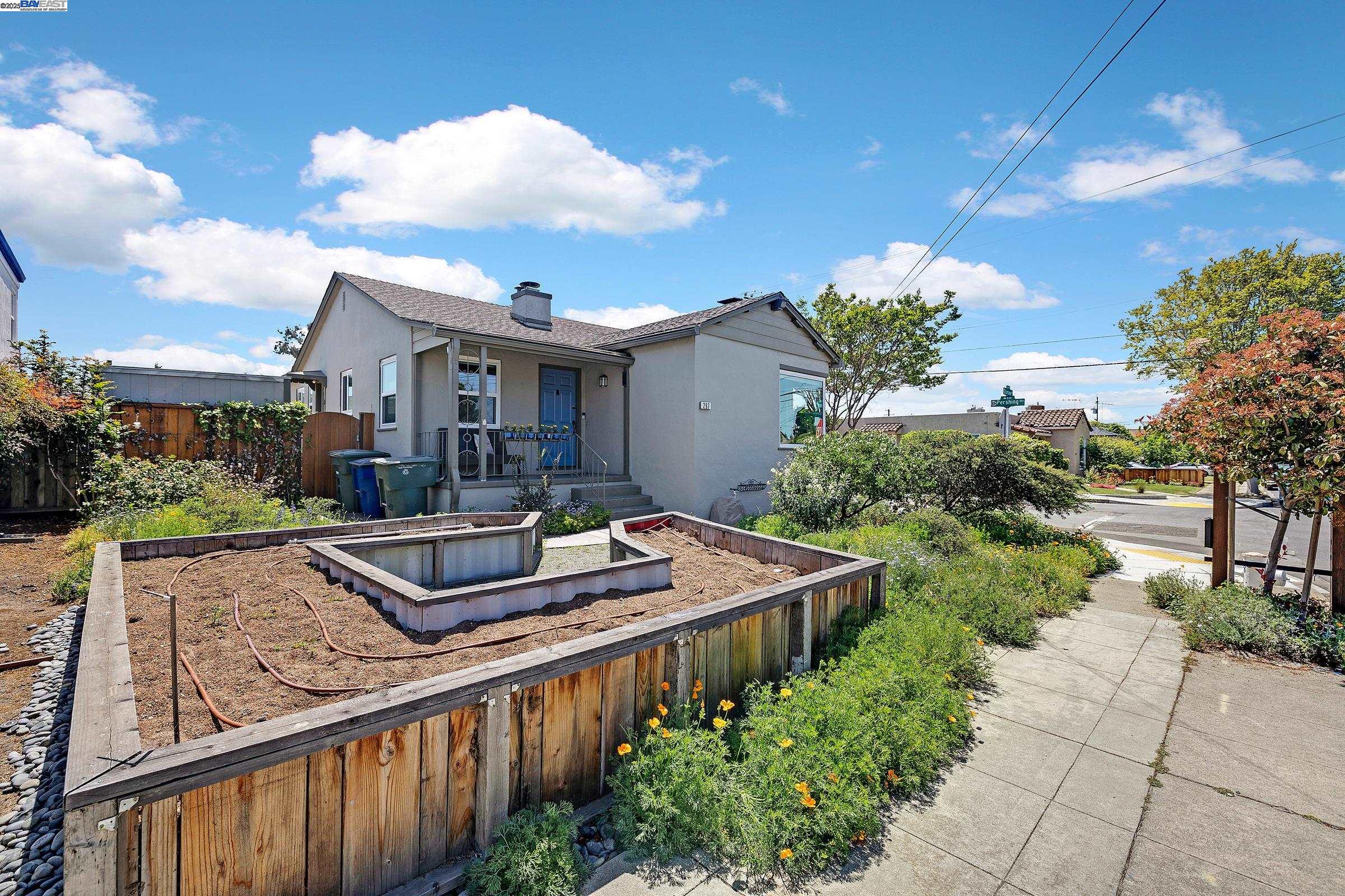 Detail Gallery Image 33 of 33 For 297 Lorraine Blvd, San Leandro,  CA 94577 - 3 Beds | 1/1 Baths