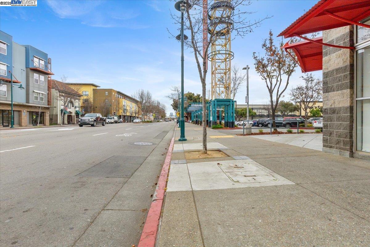 Detail Gallery Image 19 of 24 For 1121 40th Street #4201,  Emeryville,  CA 94608-3766 - 1 Beds | 1 Baths