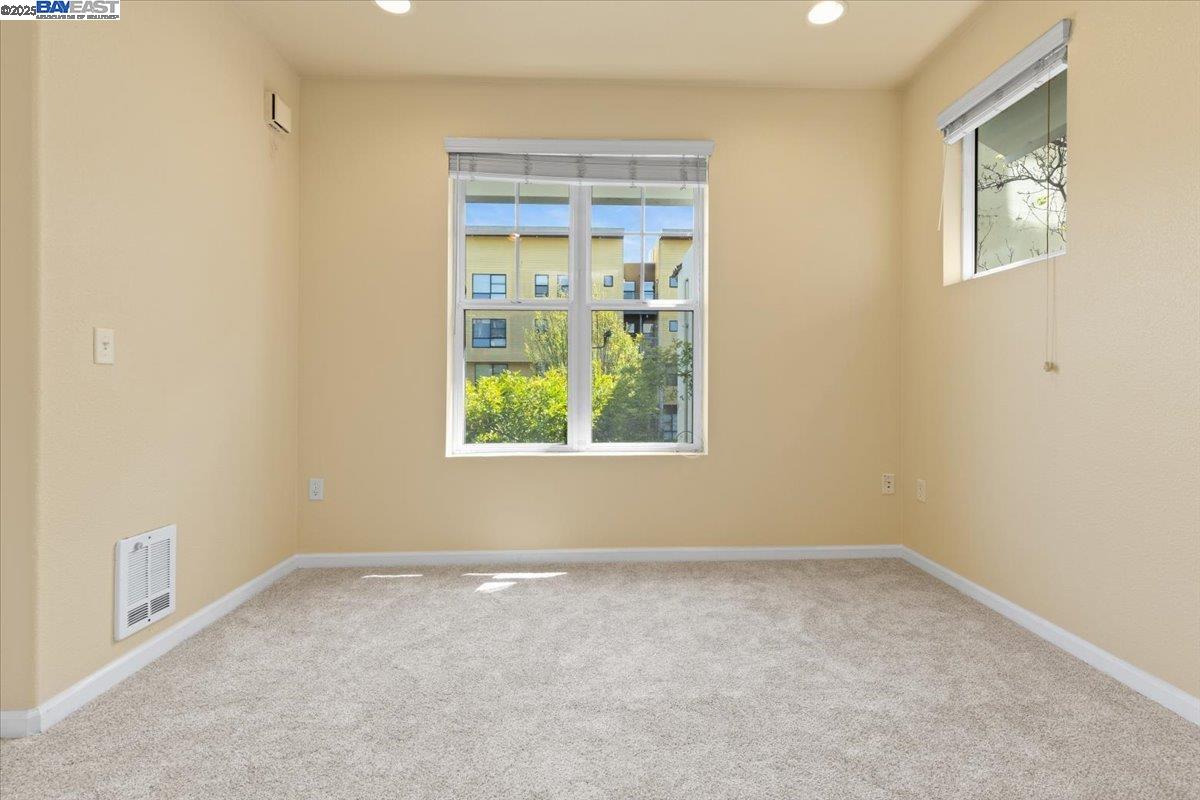 Detail Gallery Image 9 of 24 For 1121 40th Street #4201,  Emeryville,  CA 94608-3766 - 1 Beds | 1 Baths