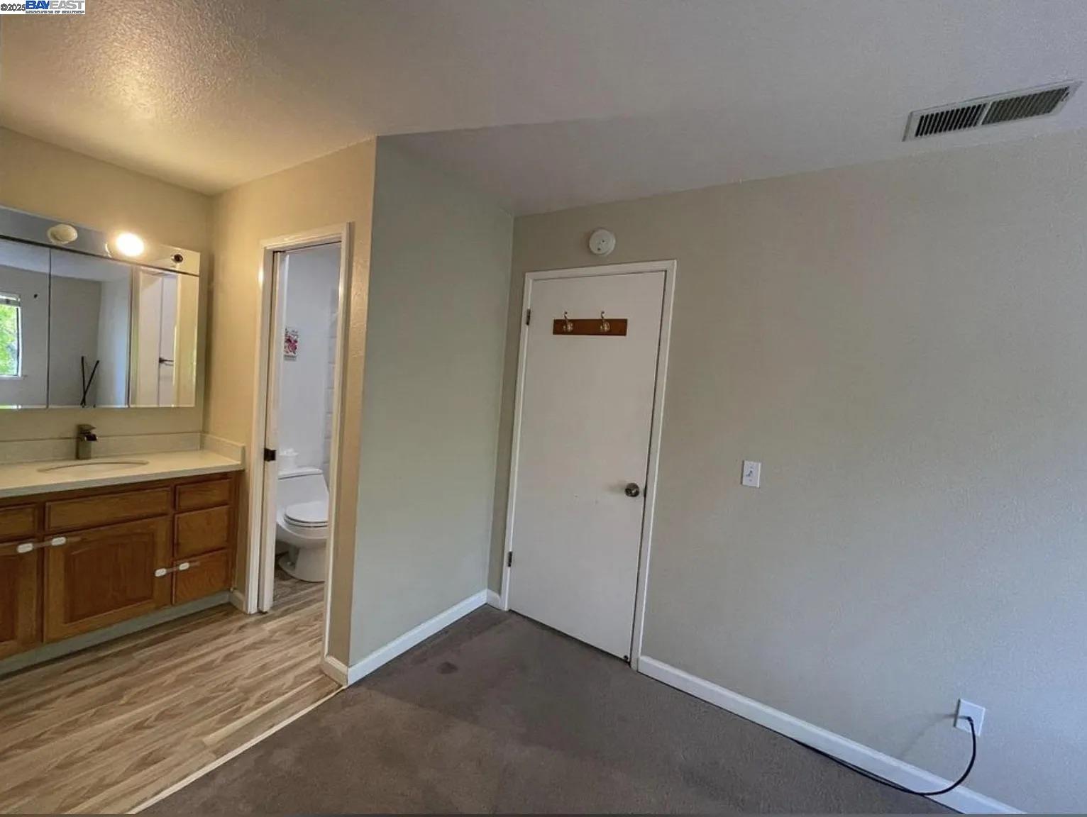 4071 Murray Cmn, Fremont, California 94538, 3 Bedrooms Bedrooms, 5 Rooms Rooms,2 BathroomsBathrooms,Residential Lease,For Rent,4071 Murray Cmn,41094409