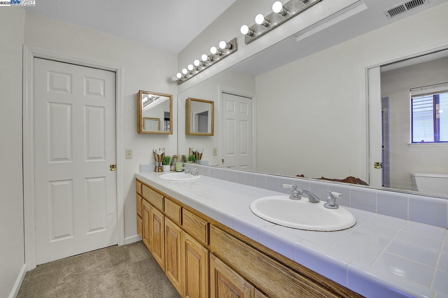 Detail Gallery Image 9 of 13 For 38179 Acacia Ct, Fremont,  CA 94536 - 4 Beds | 3 Baths